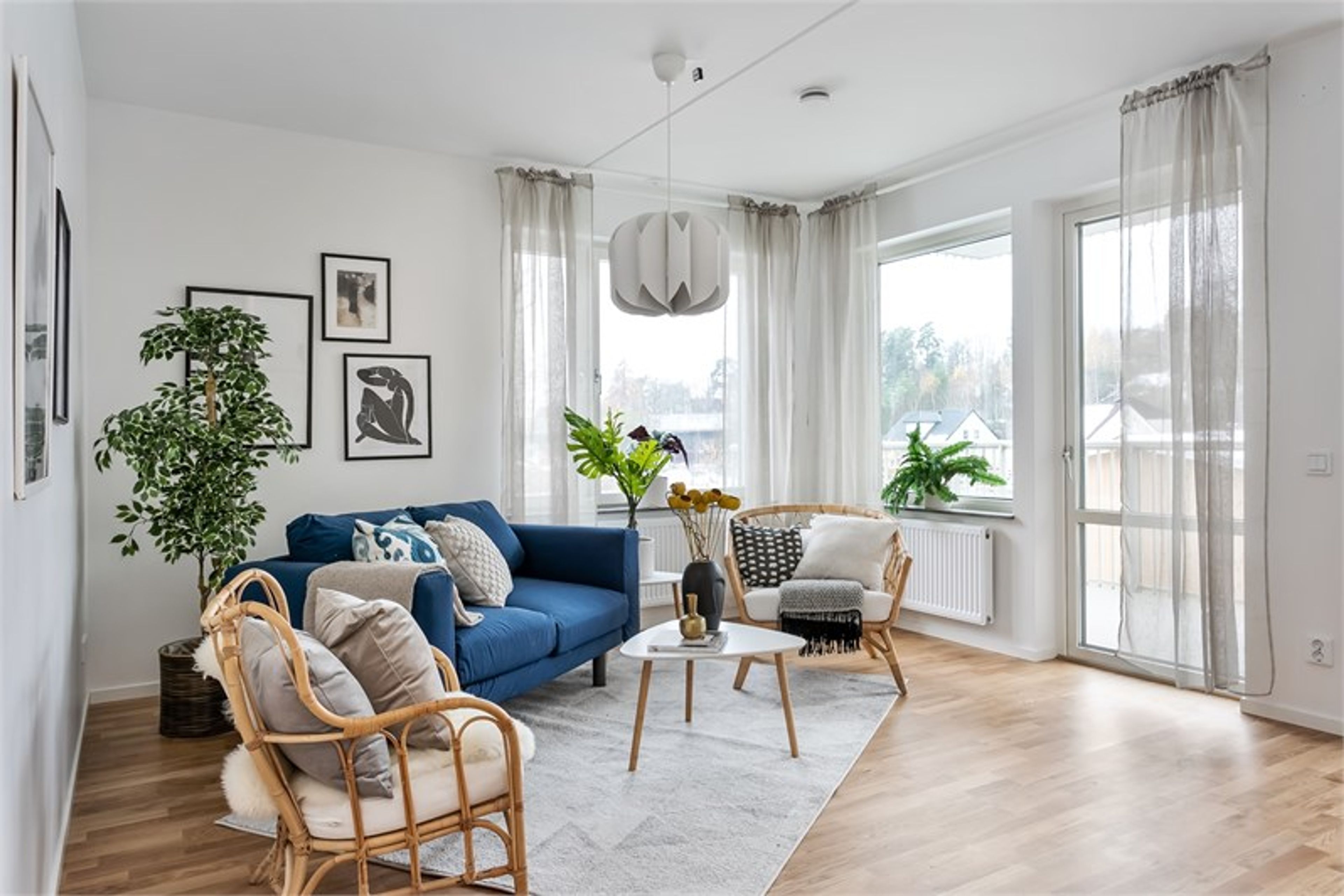 Allrum med gott om plats för familj och vänner.