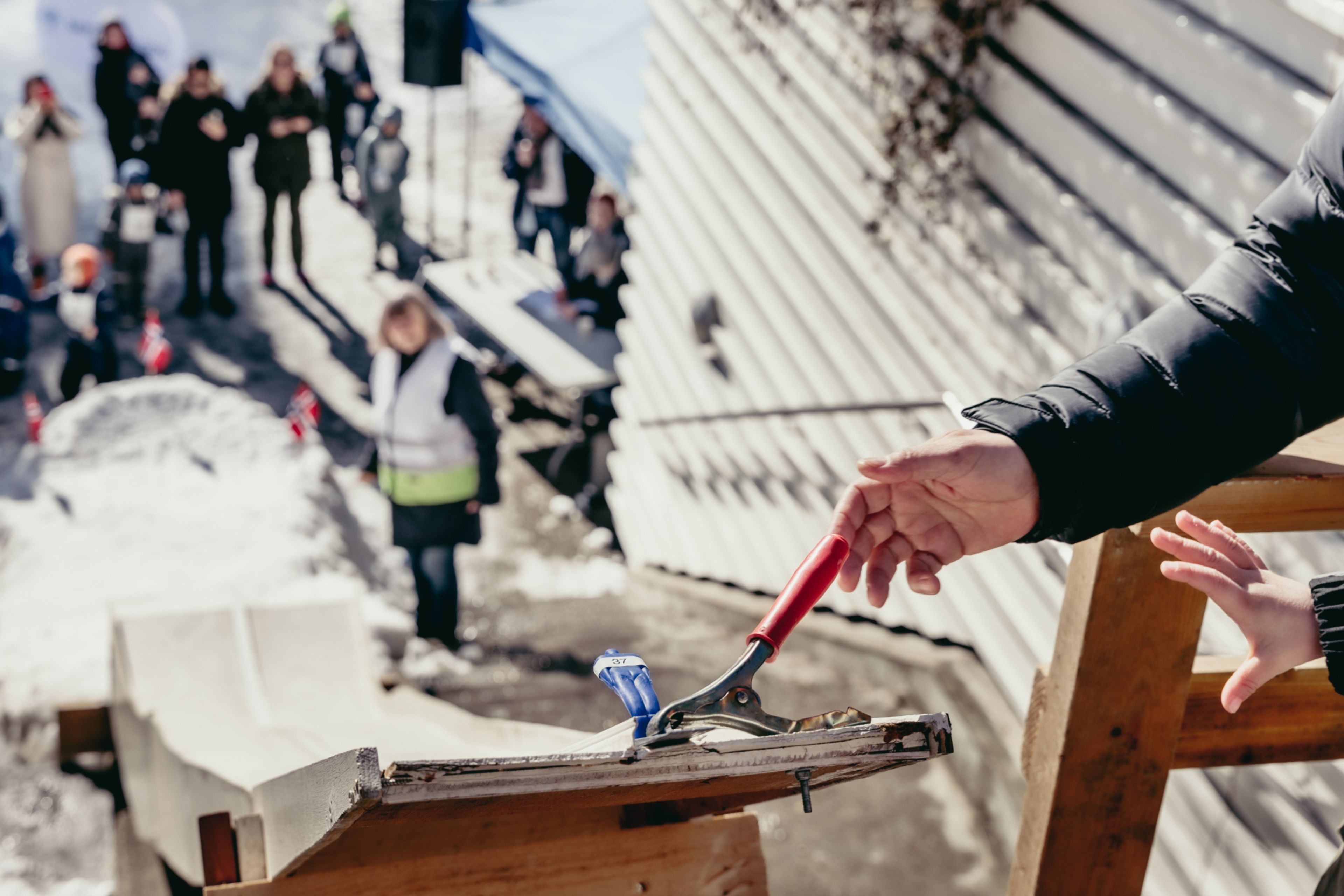 Foto av miniatyr-hopprennet på Kværnerbylekene.