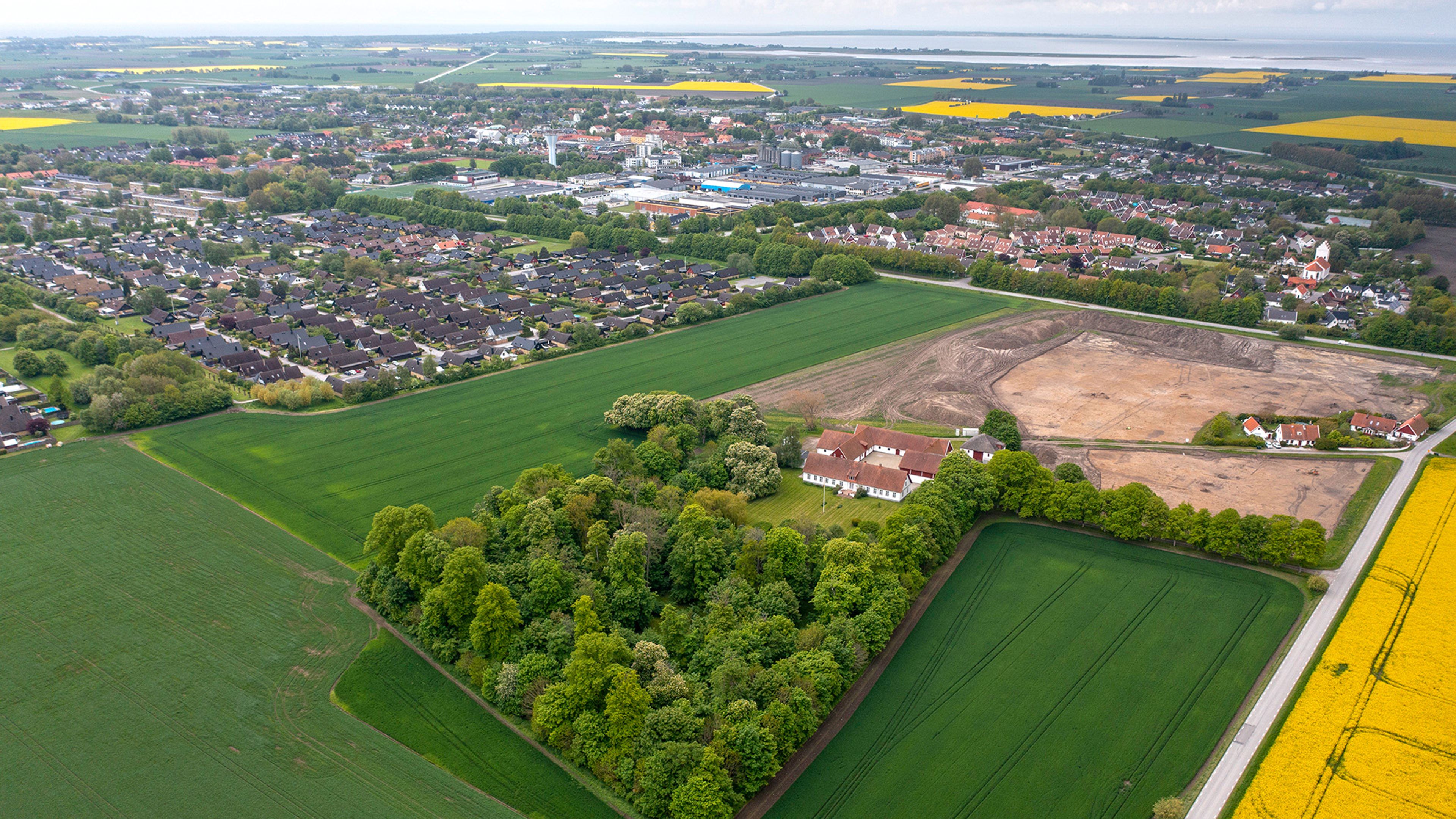 Flygfoto över marken där Vellinge Parkby ska byggas