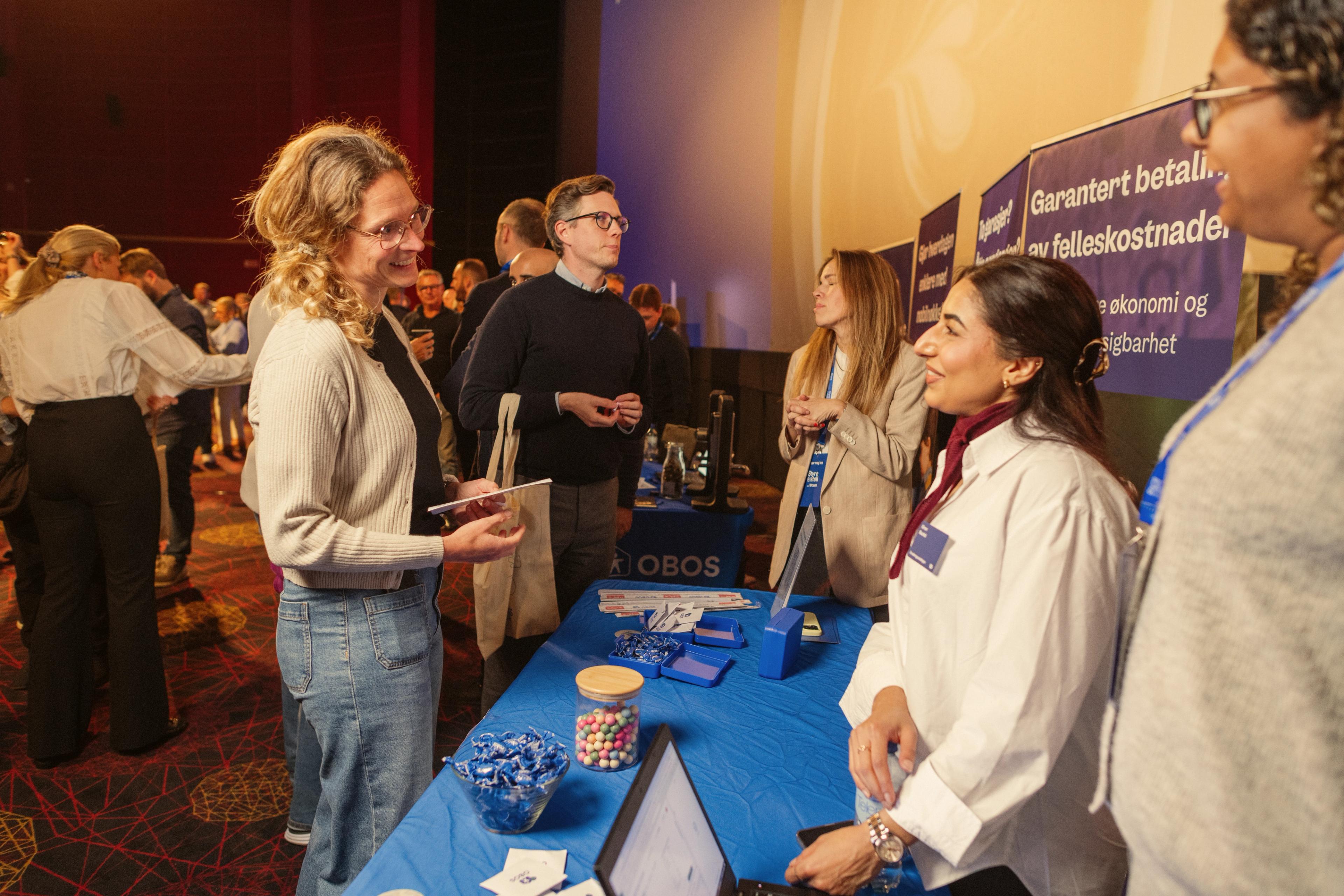 Garantert betaling av felleskostnader på stand i Colosseum