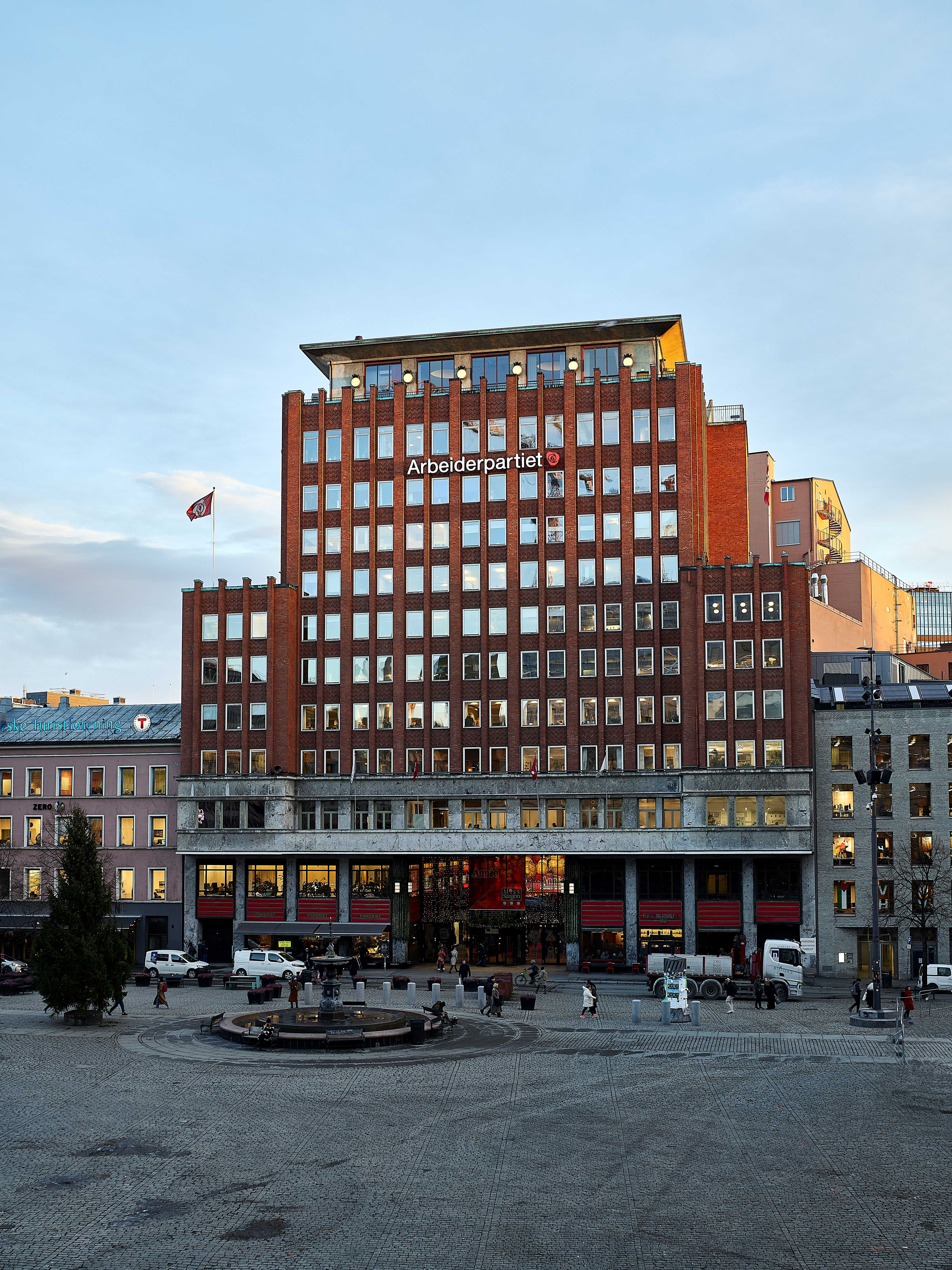 Fasade Youngstorget
