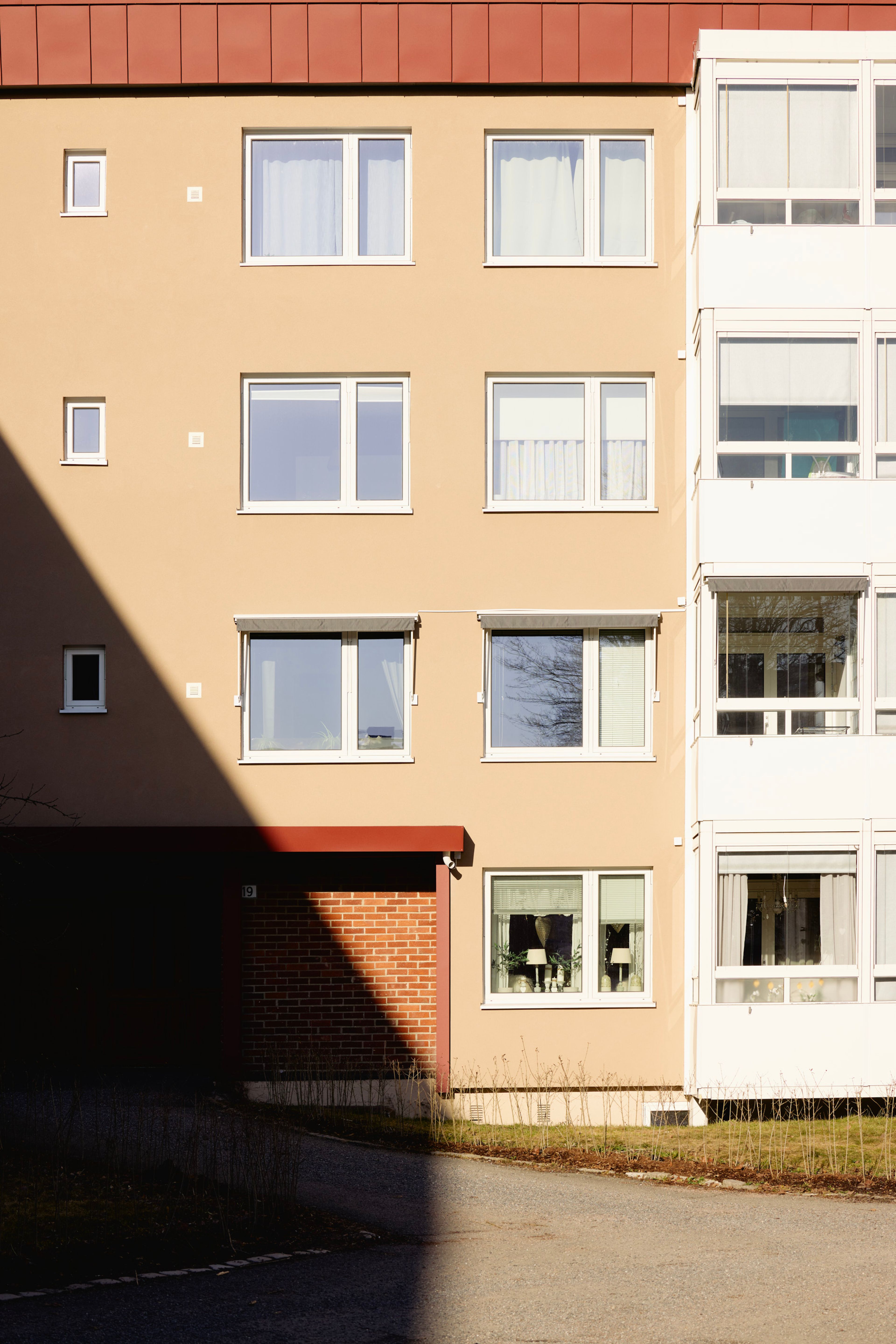 Foto av en av blokkene i Rognerud borettslag.