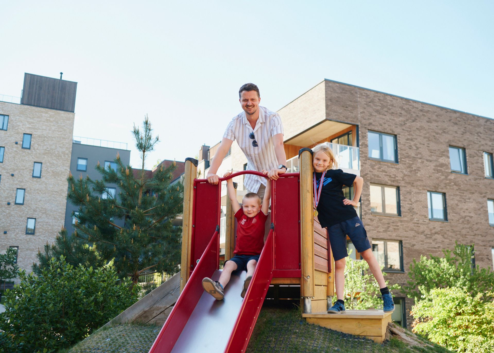 Bilde av beboer Erik og familien på Frysja.