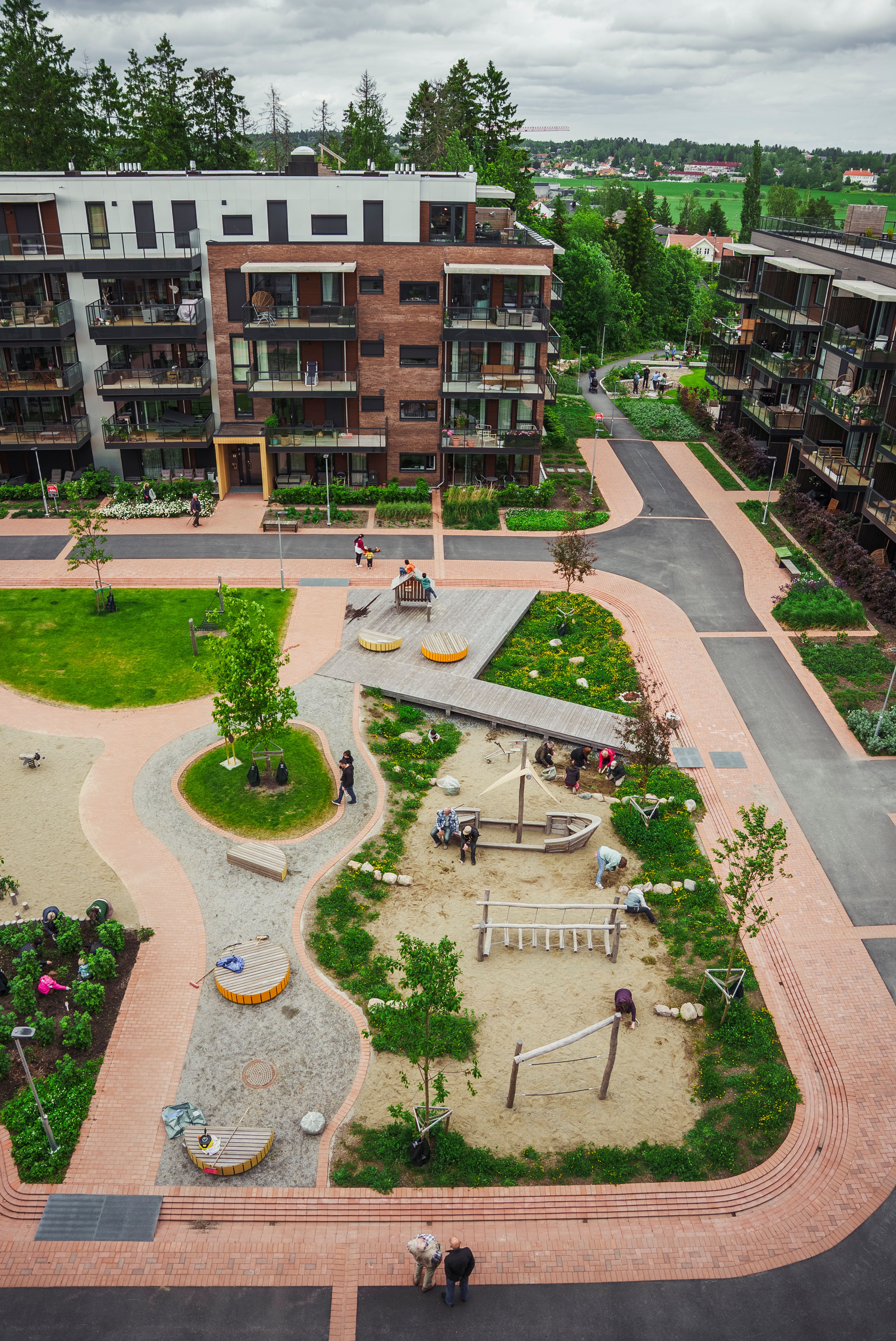 Oversiktsbilde over fellesarealet på Brekketunet