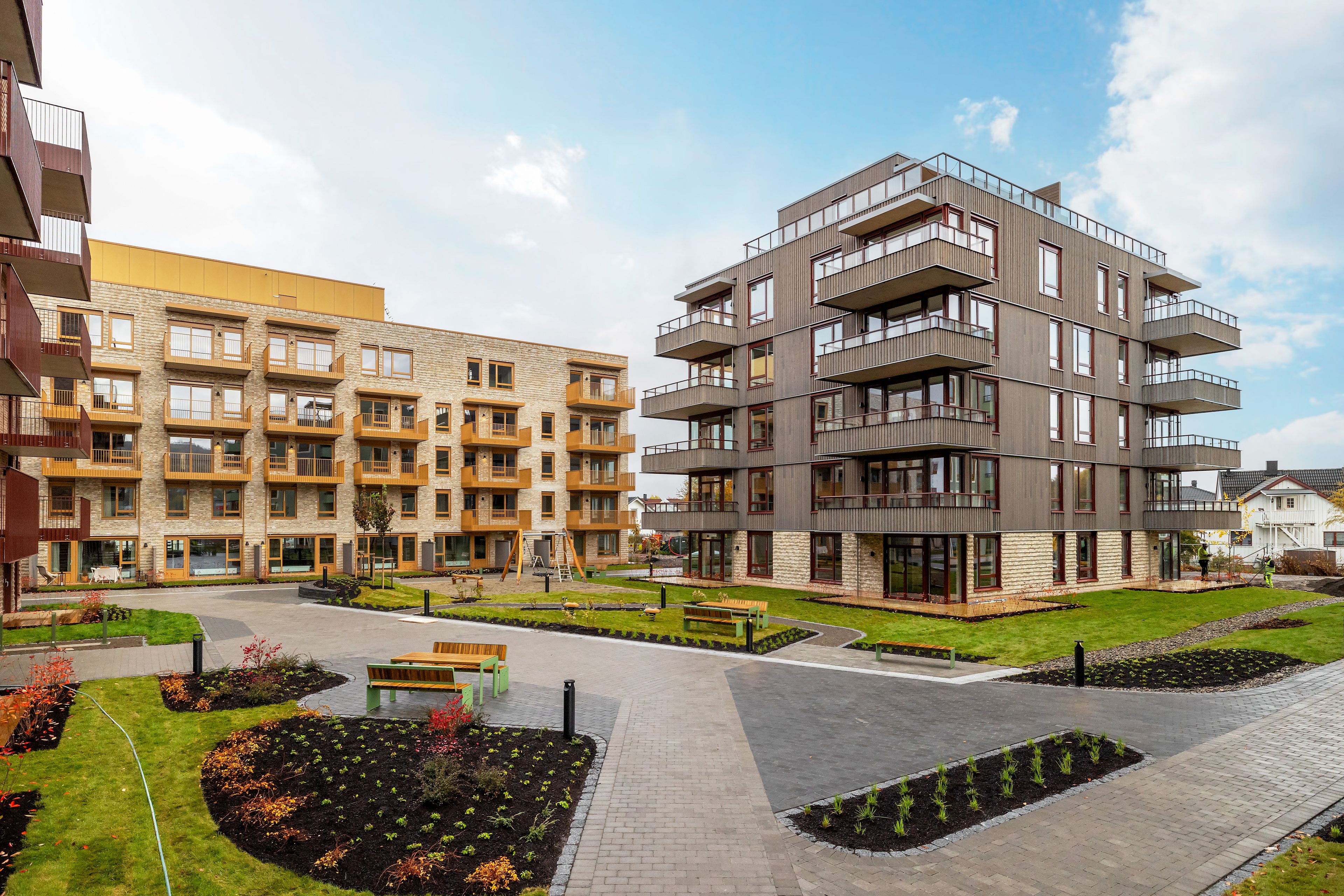 Foto av fasade på hus G og F i Parsellen i Kvarteret