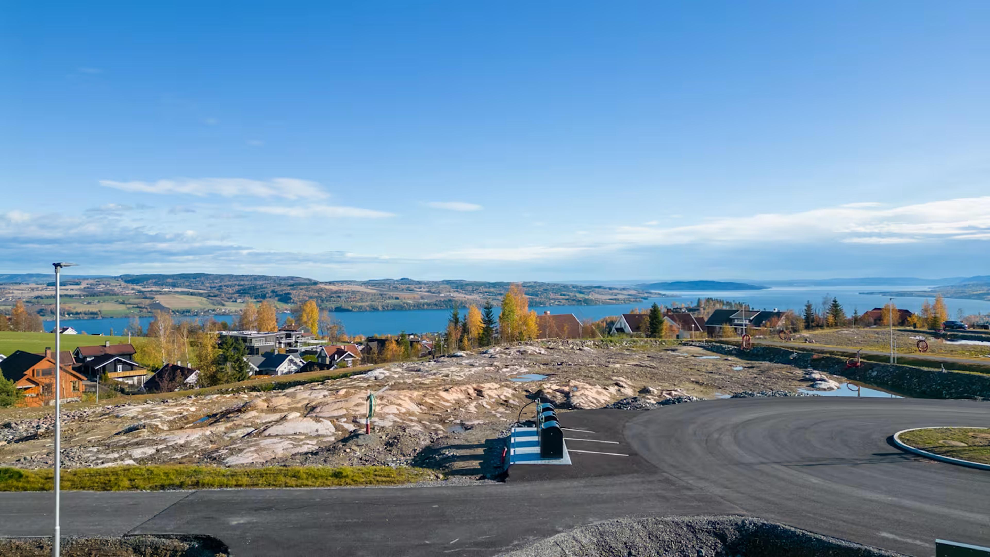 Bilde fra tomt 3, tatt 19.10.2023.

