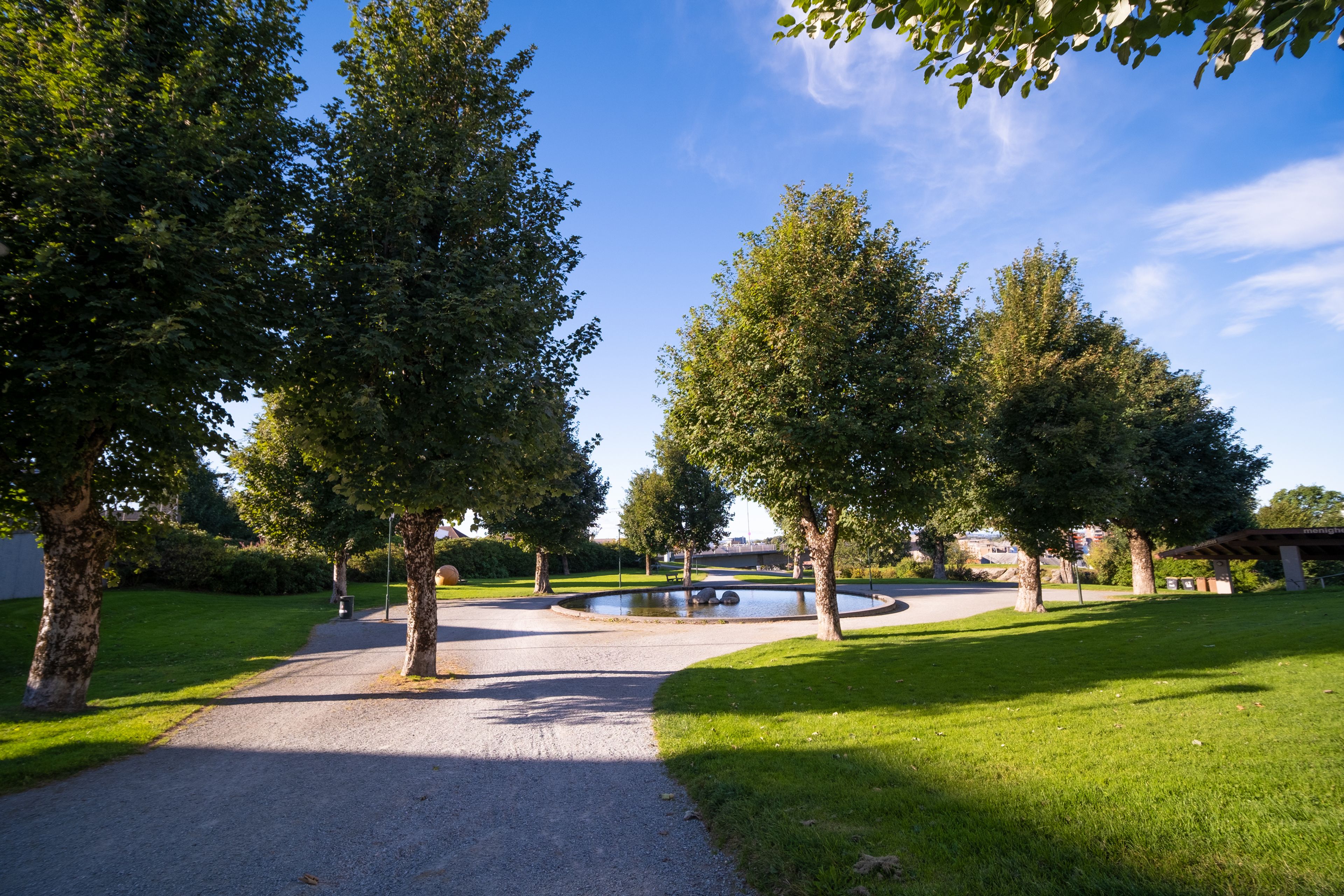 Park med liten dam i Stavanger