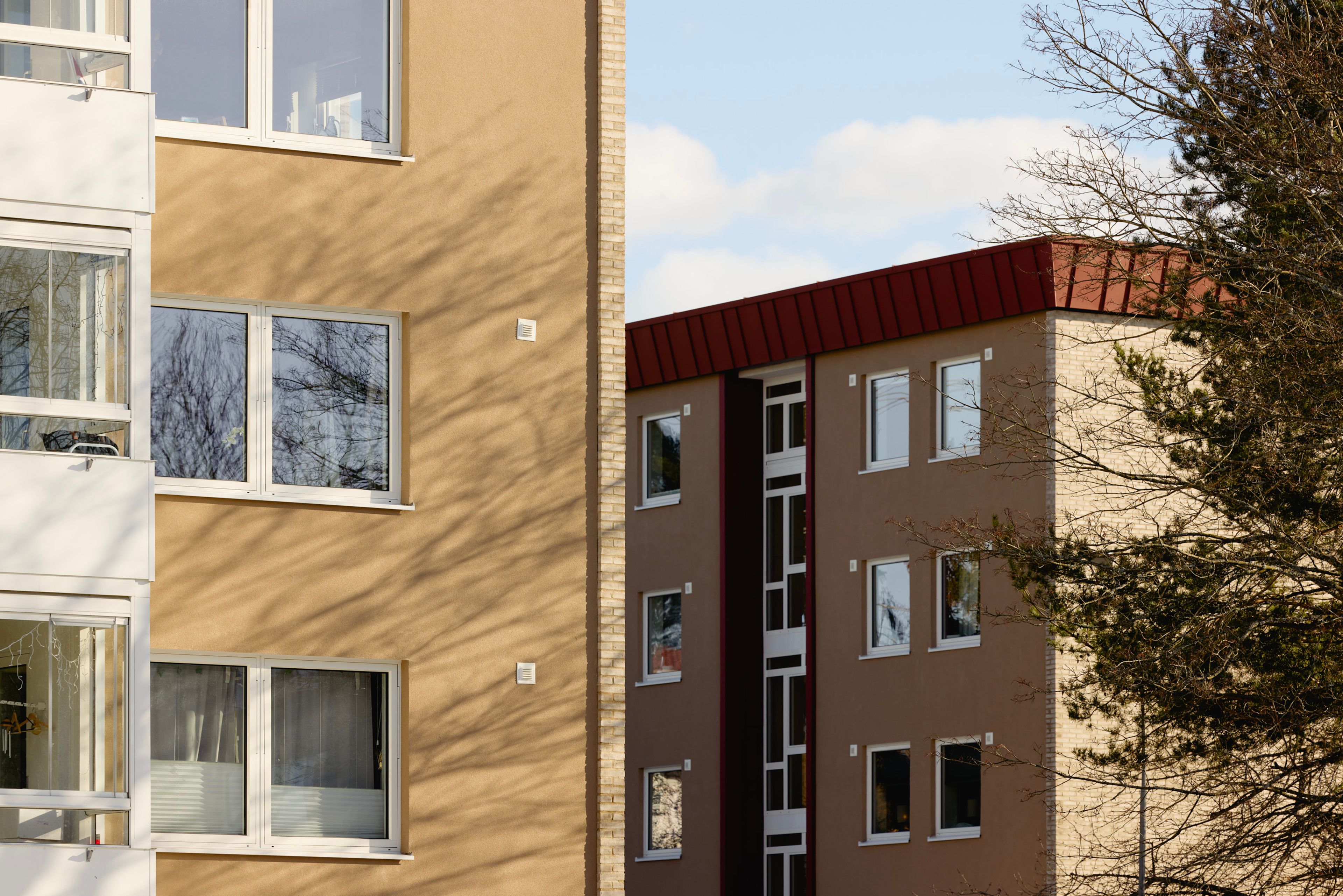 Foto av noen av blokkene i Rognerud borettslag.