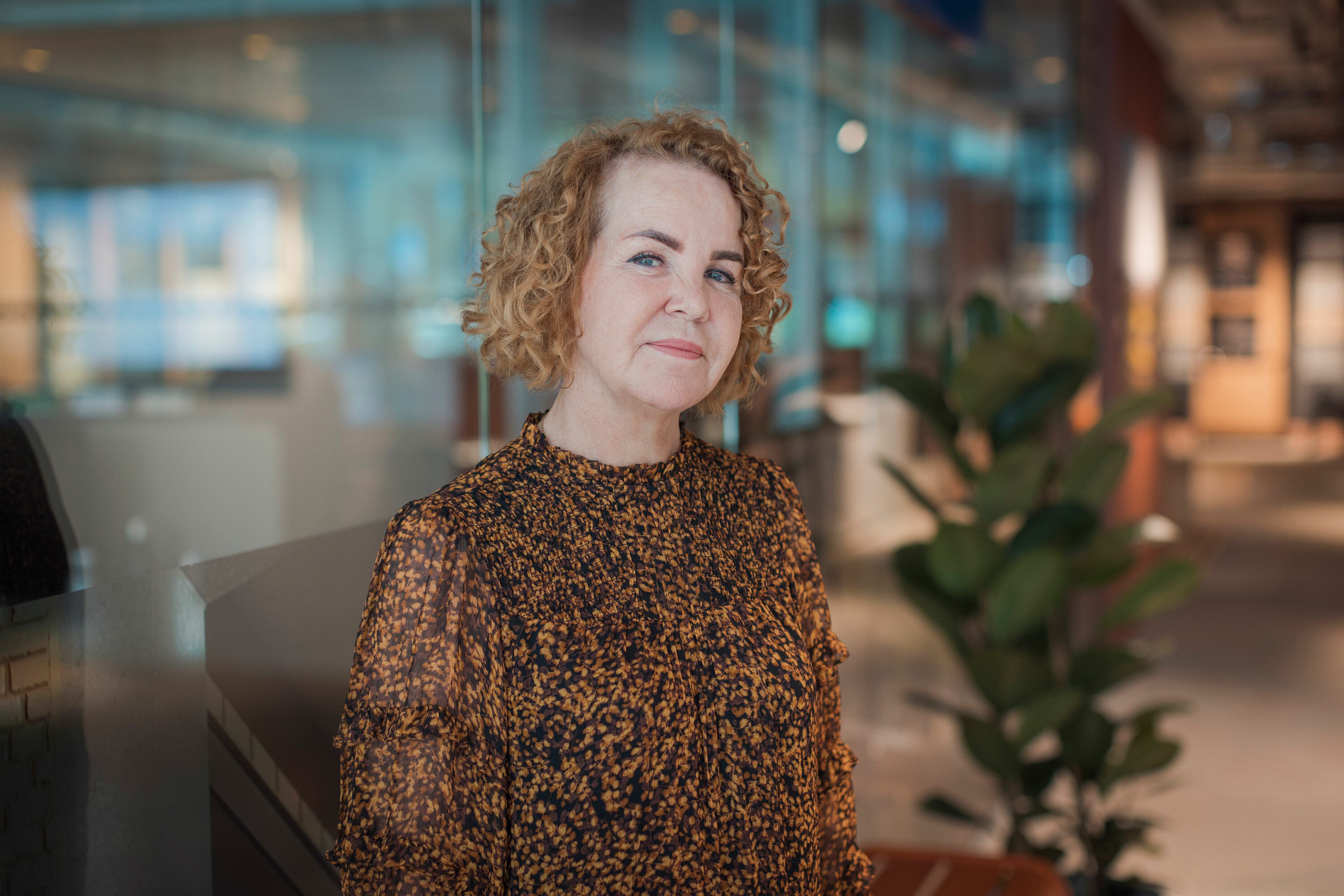 Benedicte Wien står i visningssenteret på Ulven