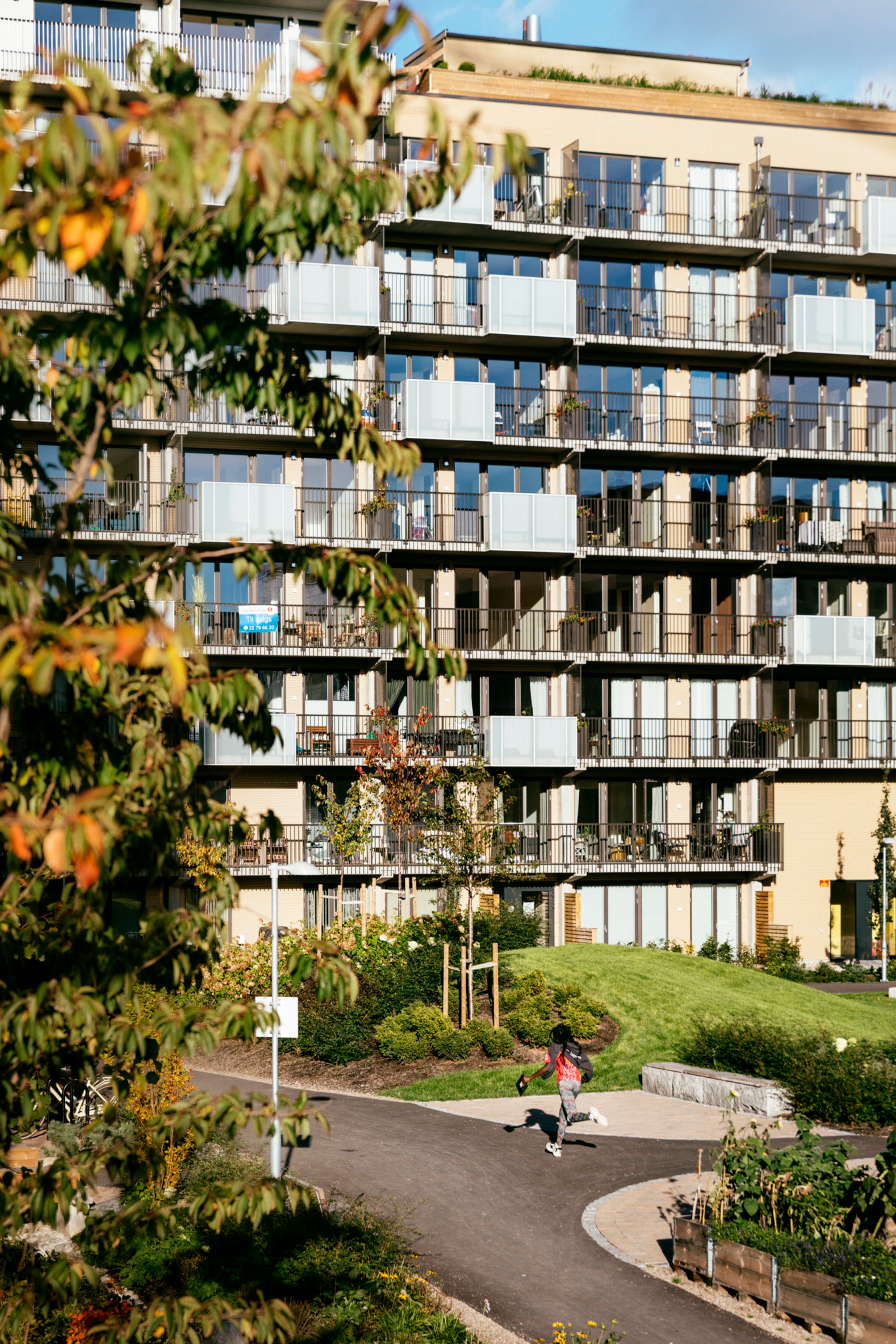 Fasade og uterom i boligprosjekt på Ulven