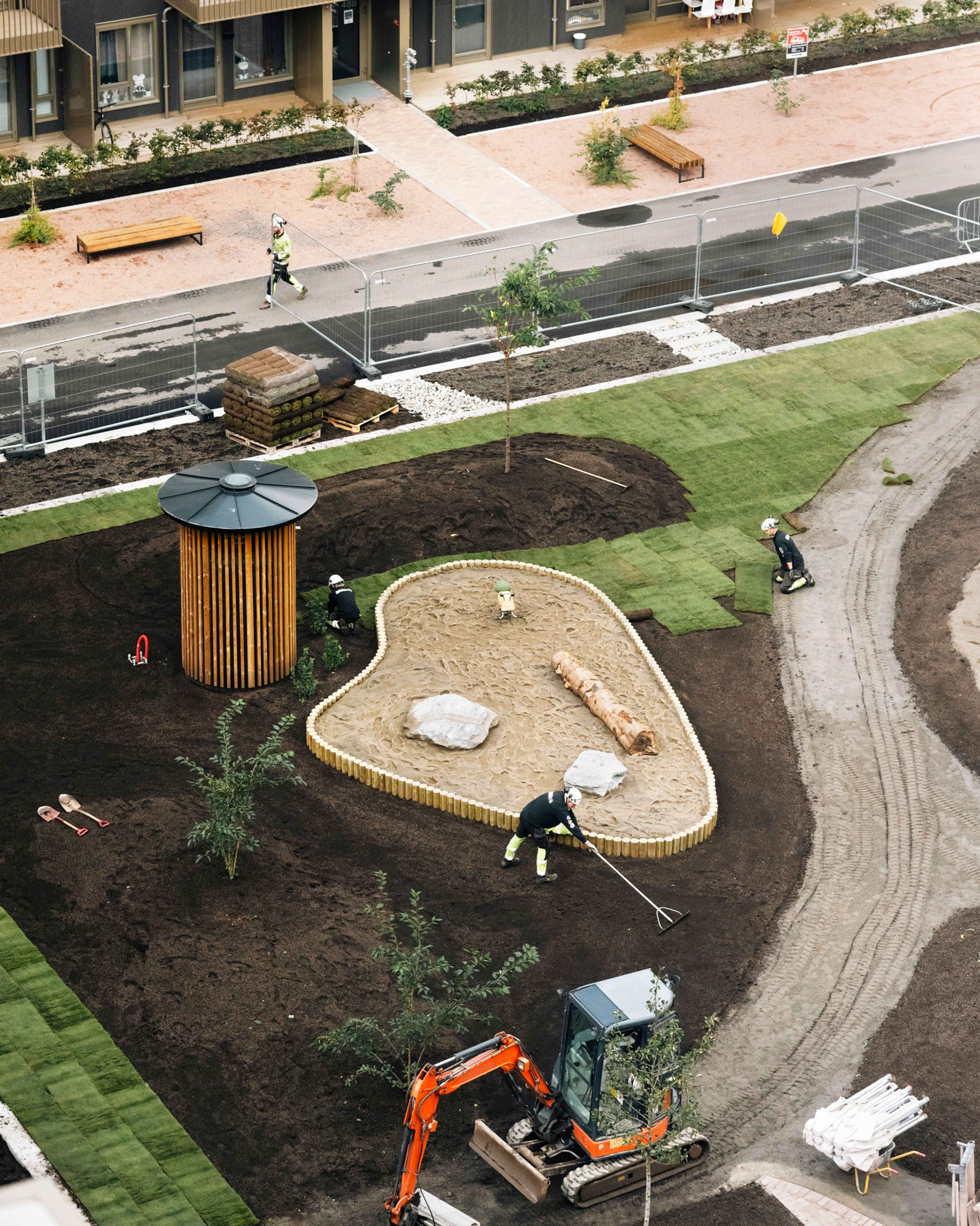 Foto av gårdsrommet mellom husene i MIDT, Lørenskog, Romerike