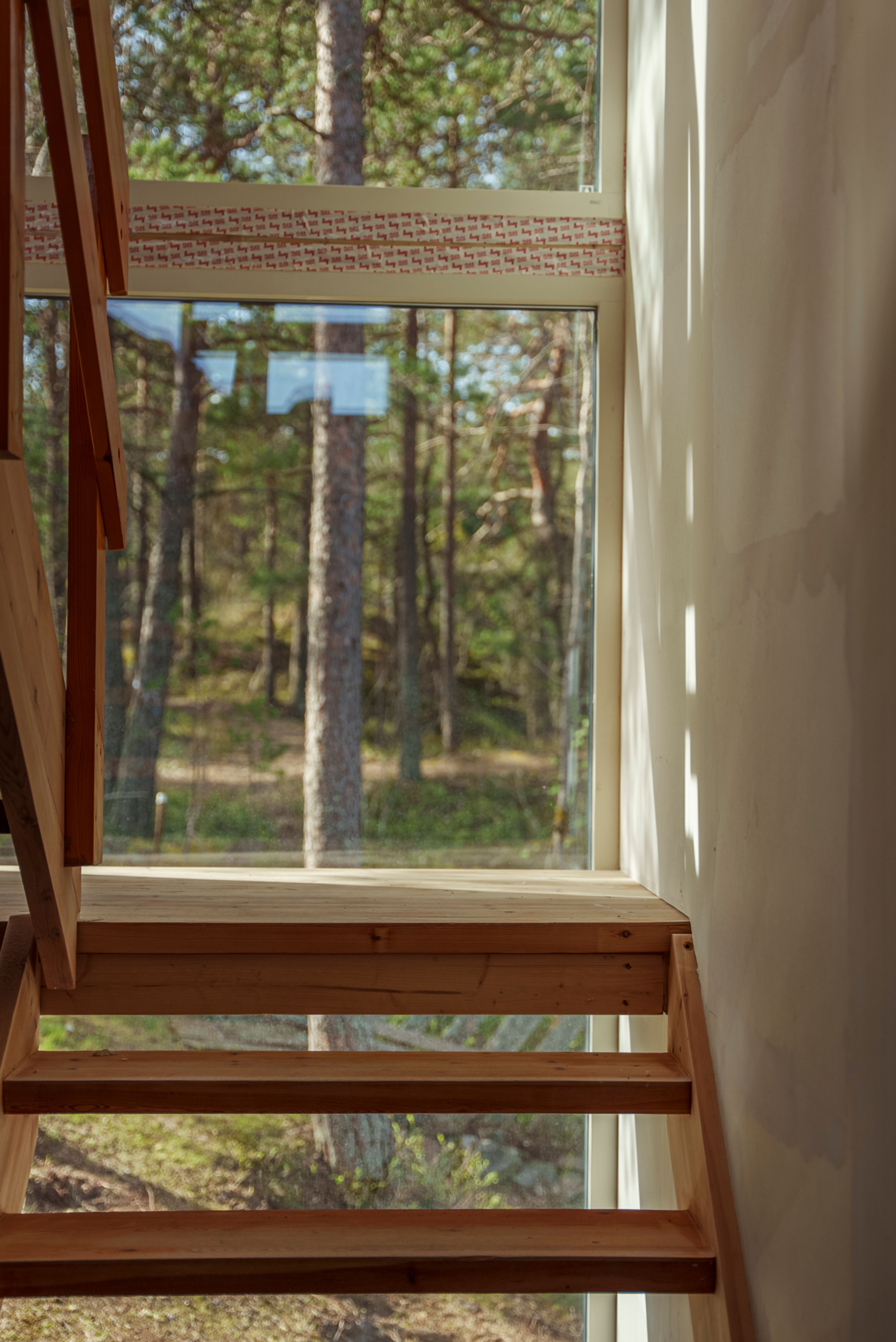 Bilde av en trapp på innsiden av huset.