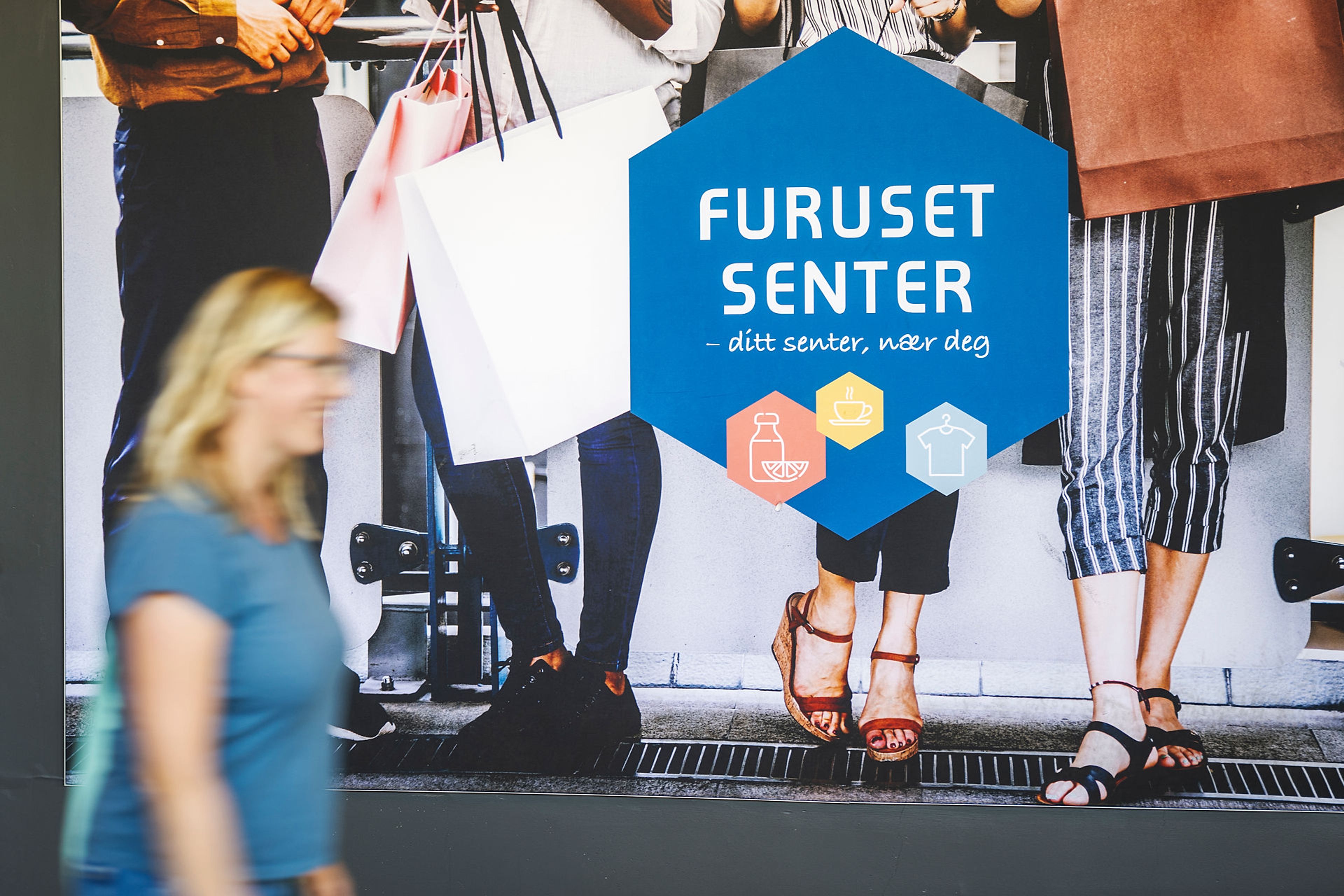 Bilde av plakat for Furuset senter.