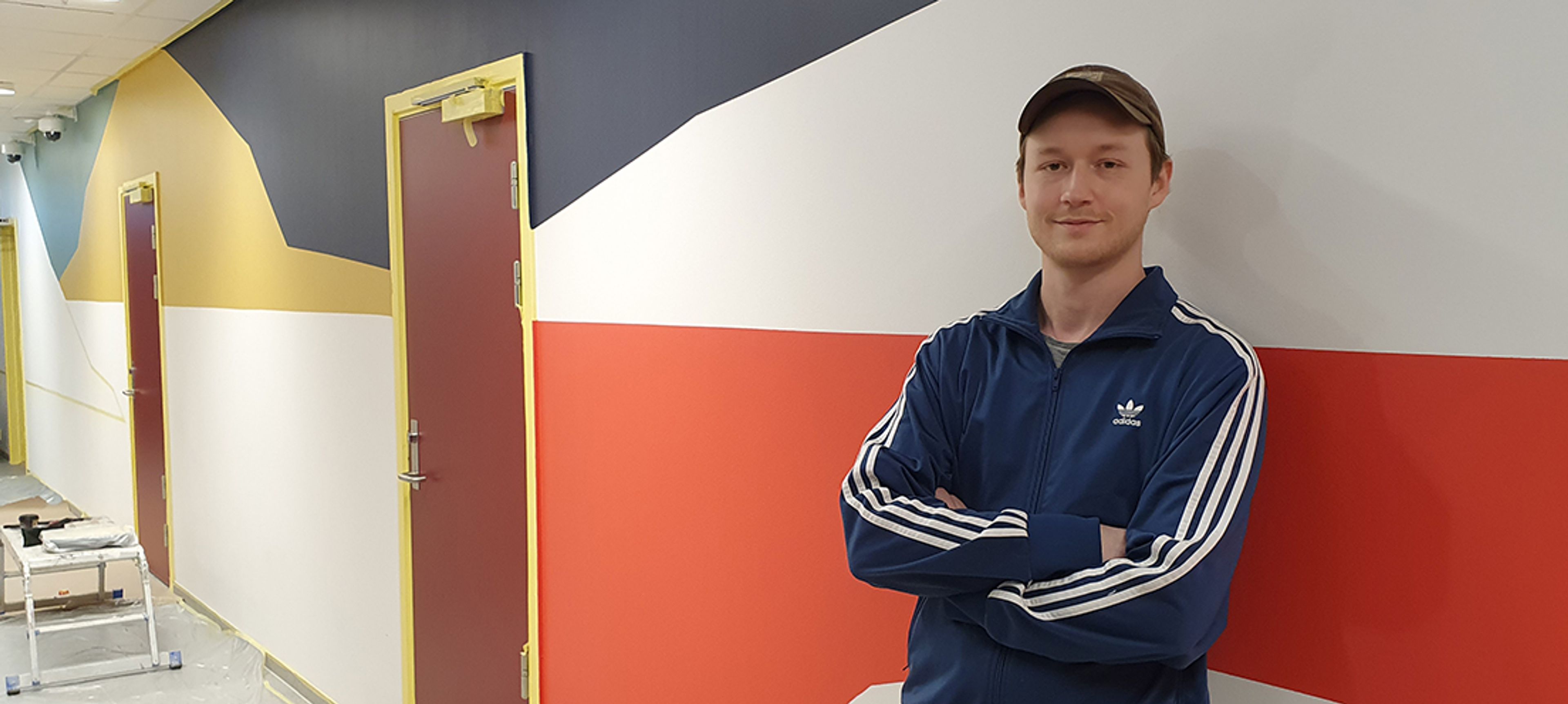 Bilde av gatekunstner på Holmlia Senter
