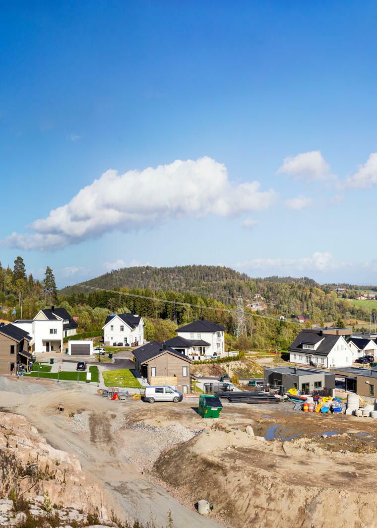 Foto av et boligfelt som bygges.