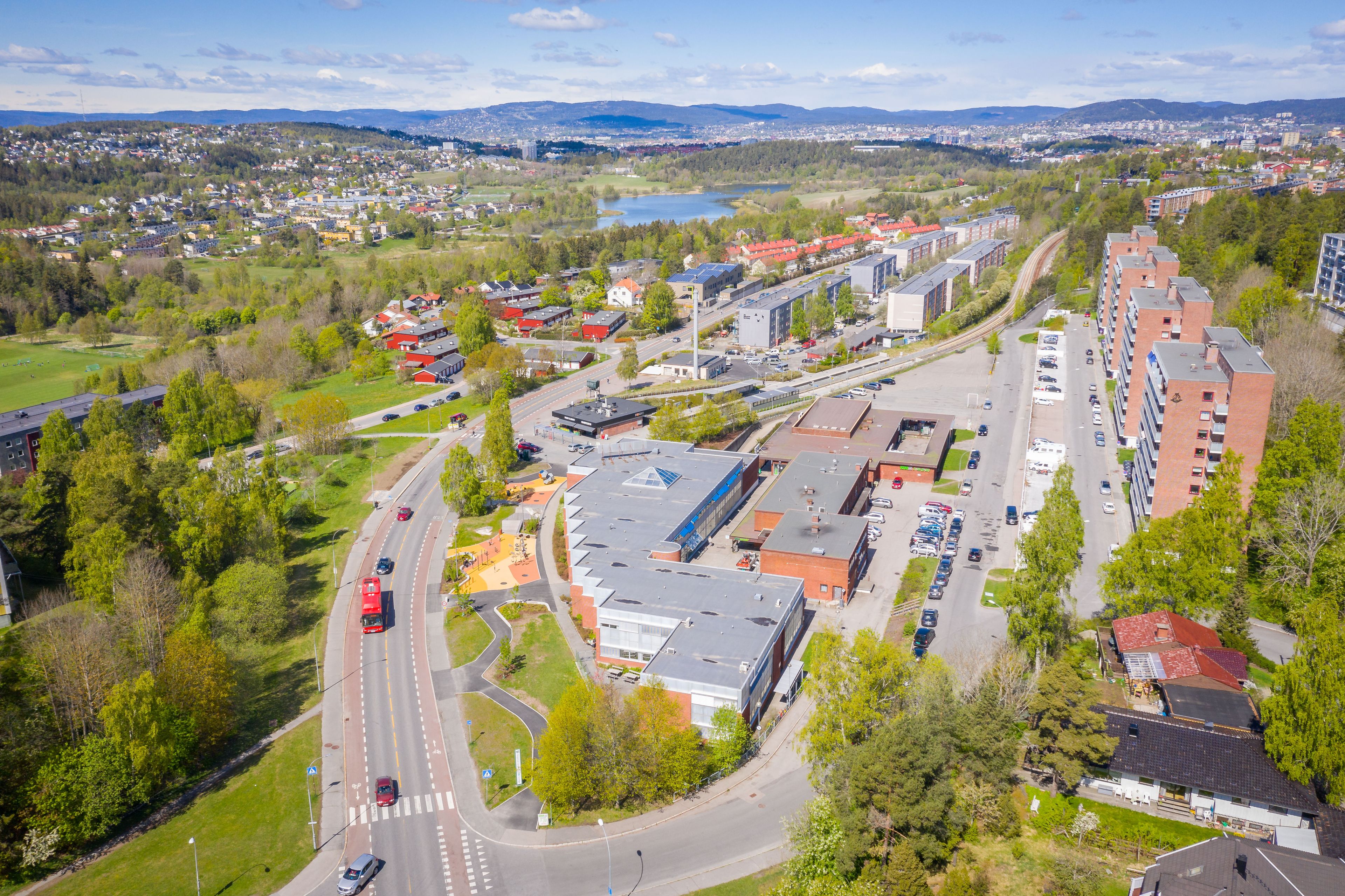Dronefoto av Bogerud Torg.