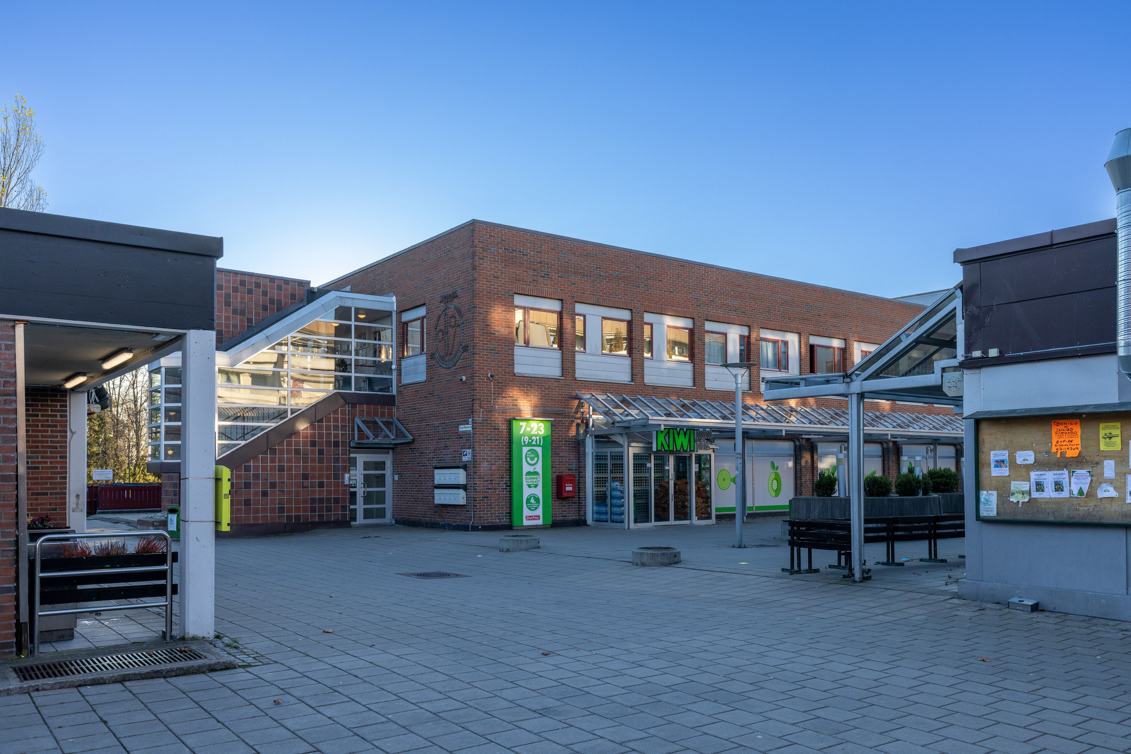 Foto av Kiwi-butikken på Ellingsrudåsen Torg.