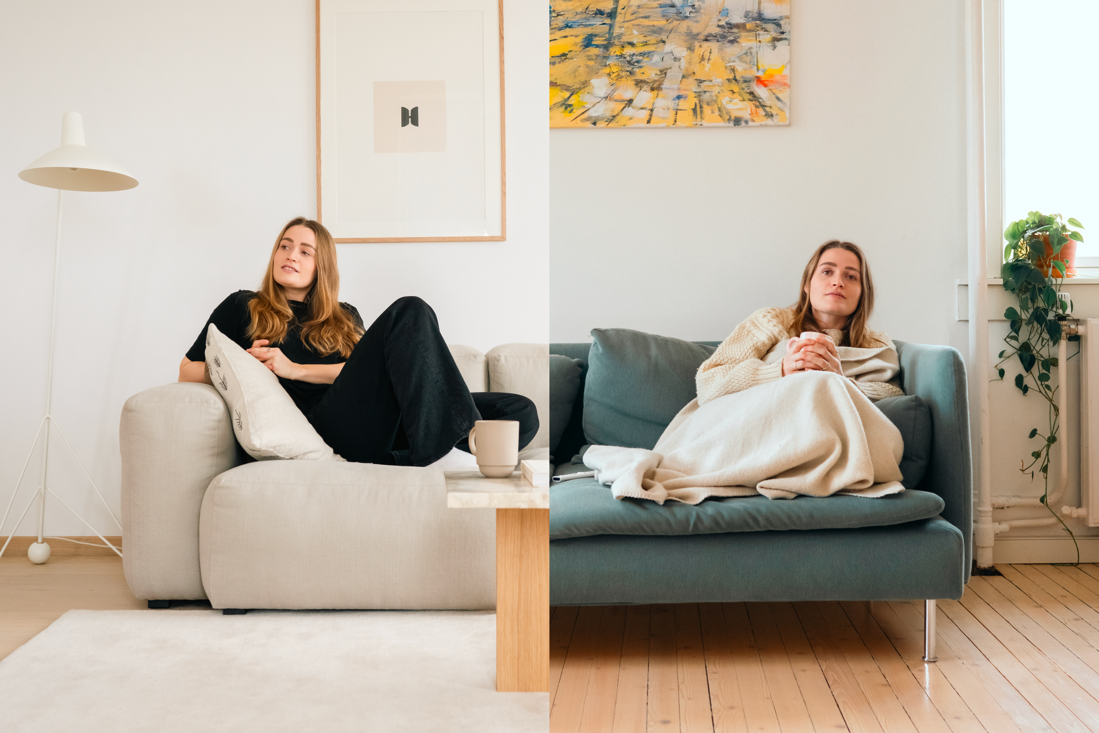 Foto av kvinne som sitter i sofaen i t-skjorte i nybygg på venstre side VS kvinne som sitter med ullgenser og pledd på høyre side.