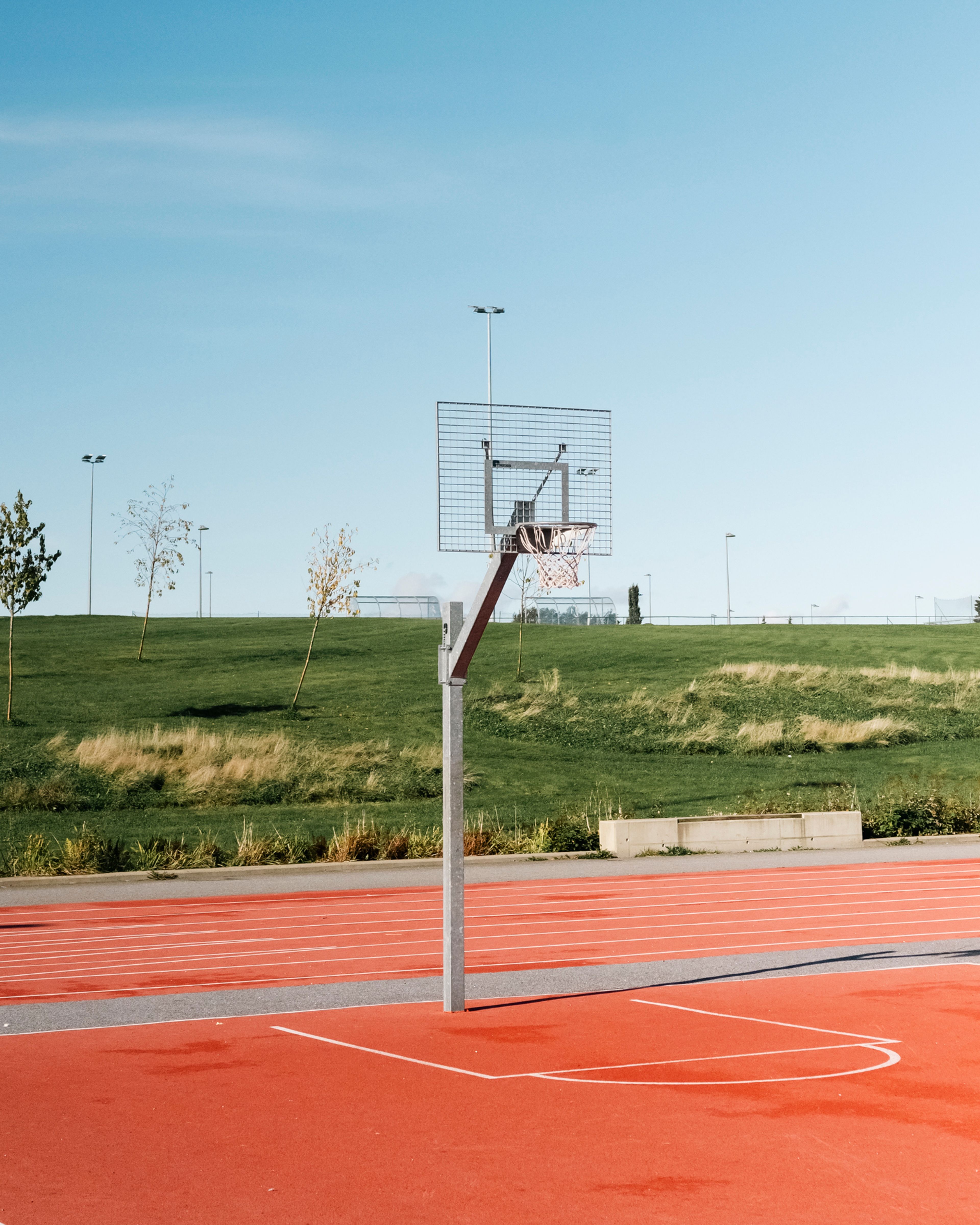 Basketballbane i aktivitetspark på Kløfta, Romerike