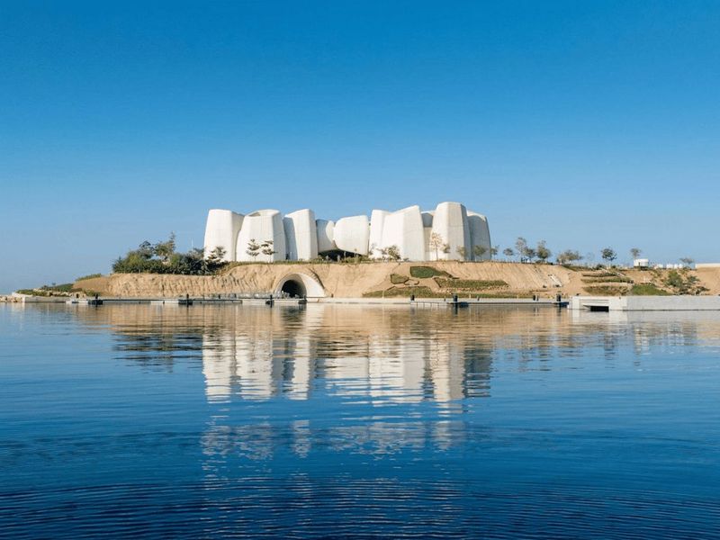 Hospitality &mdash; Amaala — Marine Lifestyle Hotel (Triple Bay)