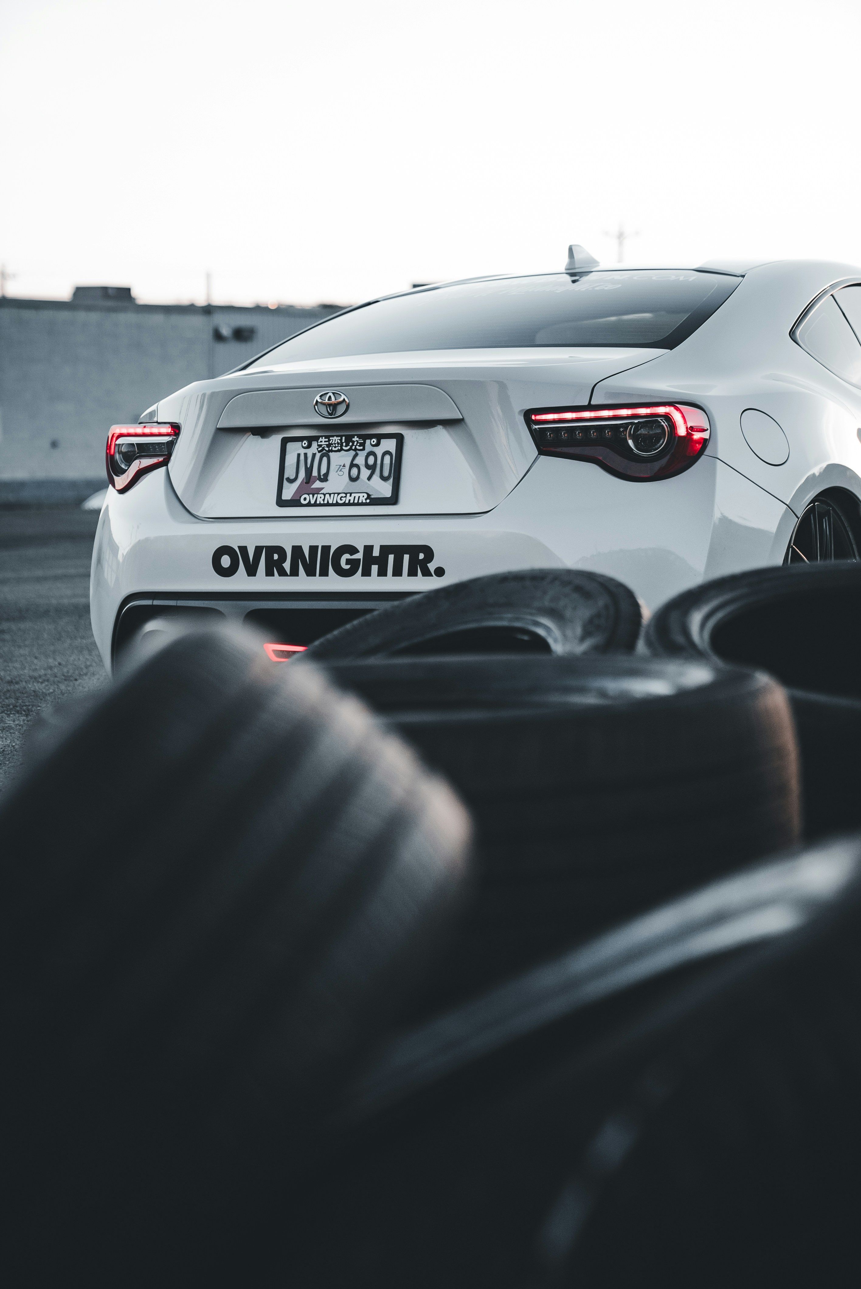 oem vs aftermarket components Impact on Manufacturing KPIs