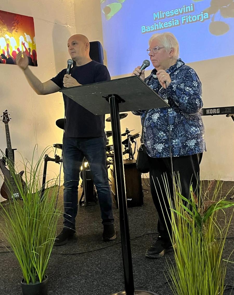Jan sharing