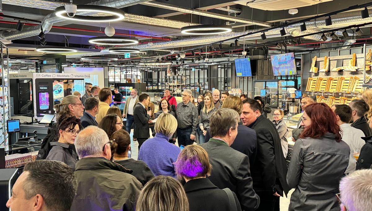 EDEKA Kulinarikwelten Ludwigsplatz Now Open with Robobarista π₯³
