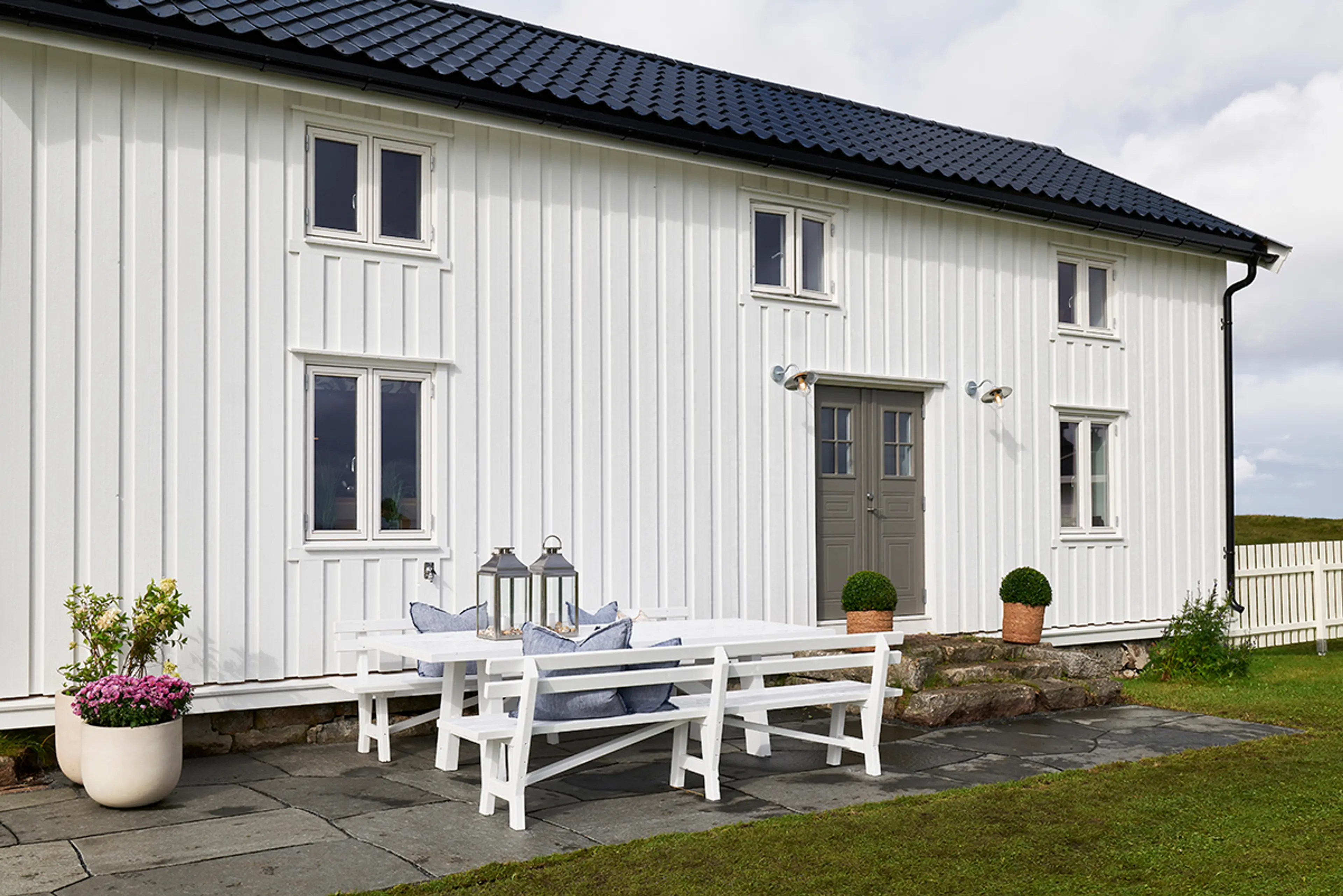 klassisk sørlandshus med ULTIMALT Proff 10 kledning fra G3 Gausdal Treindustrier