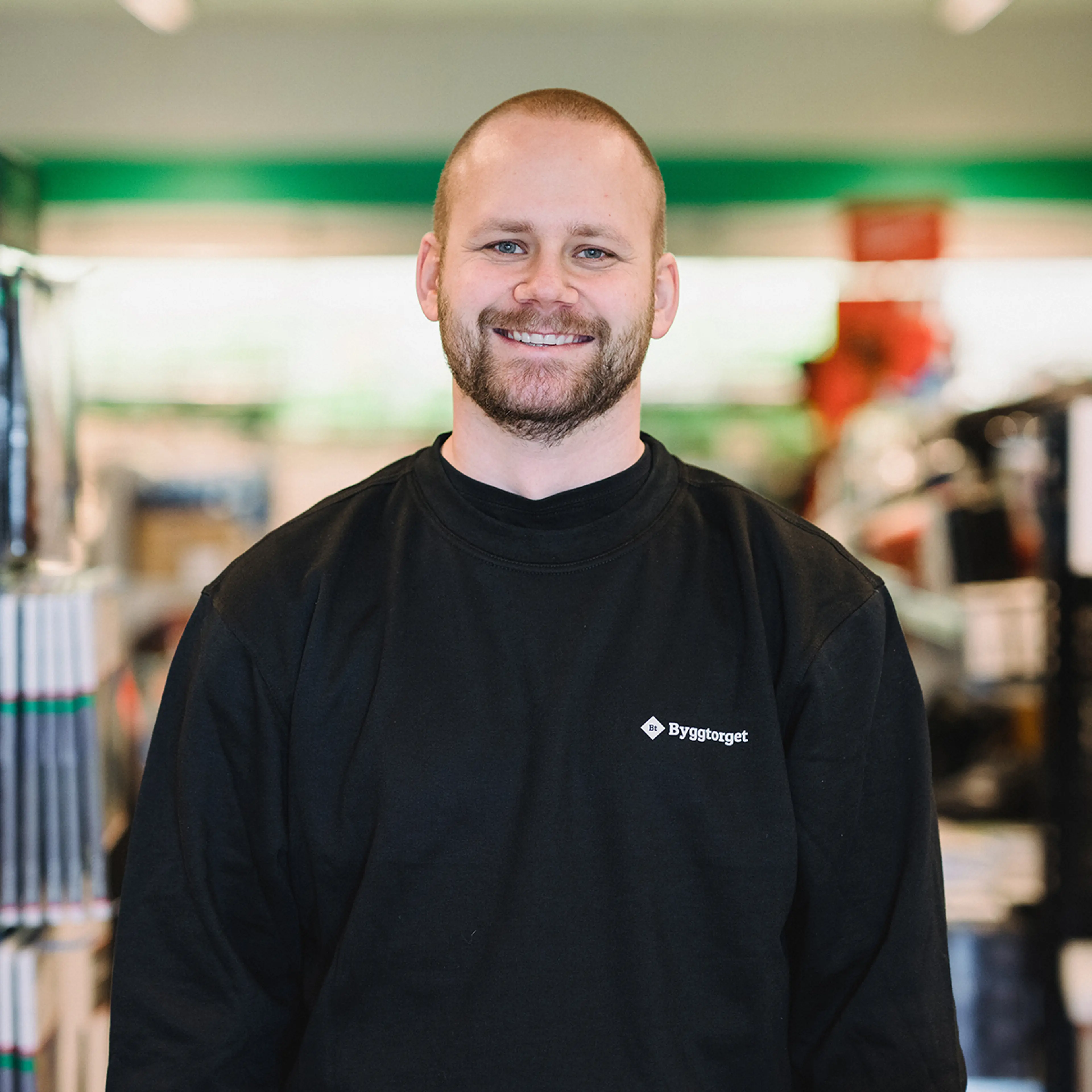 Bilde av Jonas Lad hos Byggtorget Ring Bygg i butikk
