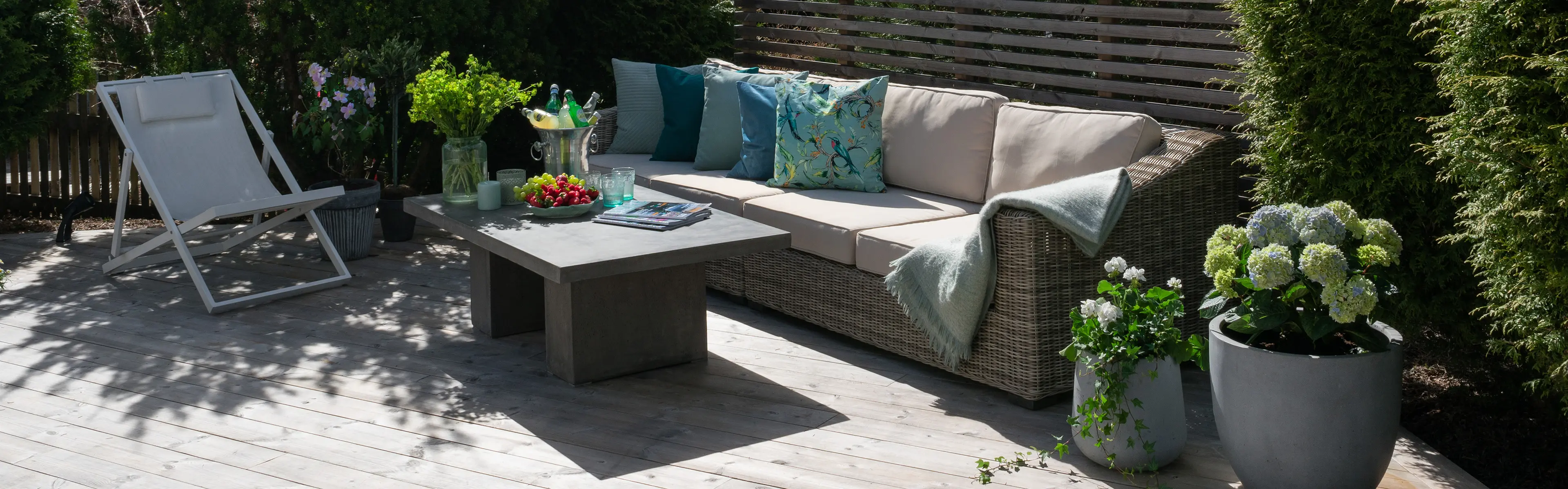 koselig sittegruppe på en terrasse