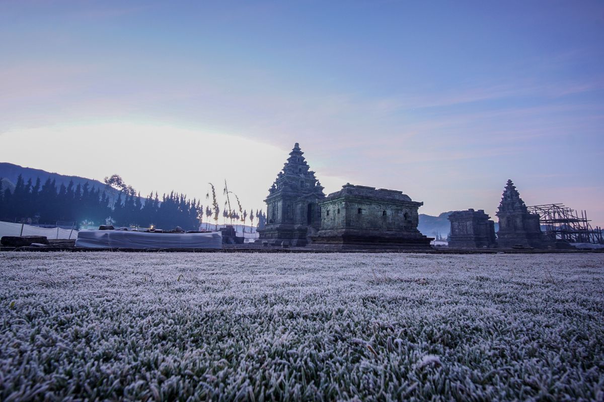 Mengintip Pesona Embun Upas: Sensasi Musim Salju ala Eropa di Dataran Tinggi Dieng!