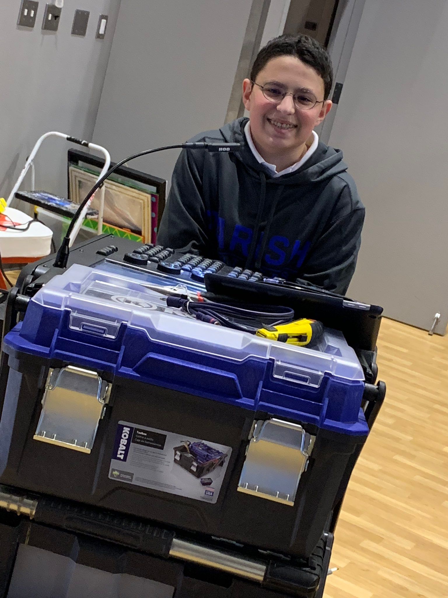 Max Fetter working in the field