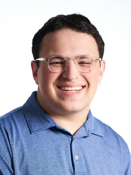 MAX FETTER - Professional headshot