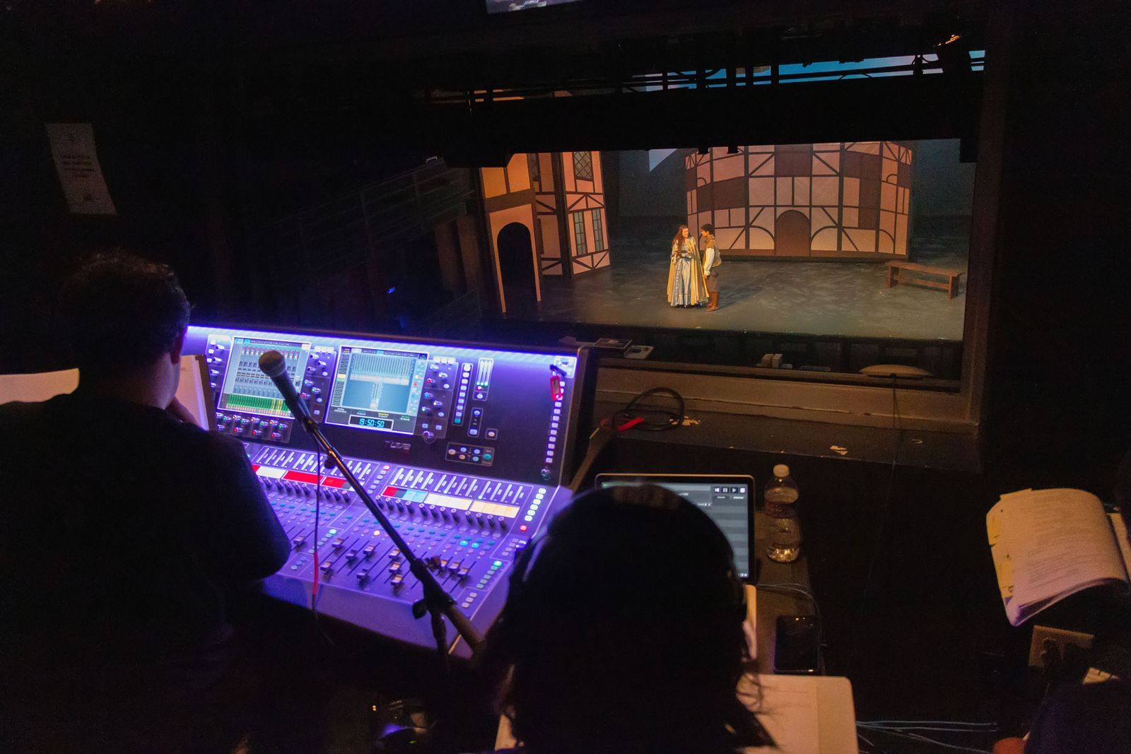 Max Fetter working in the field