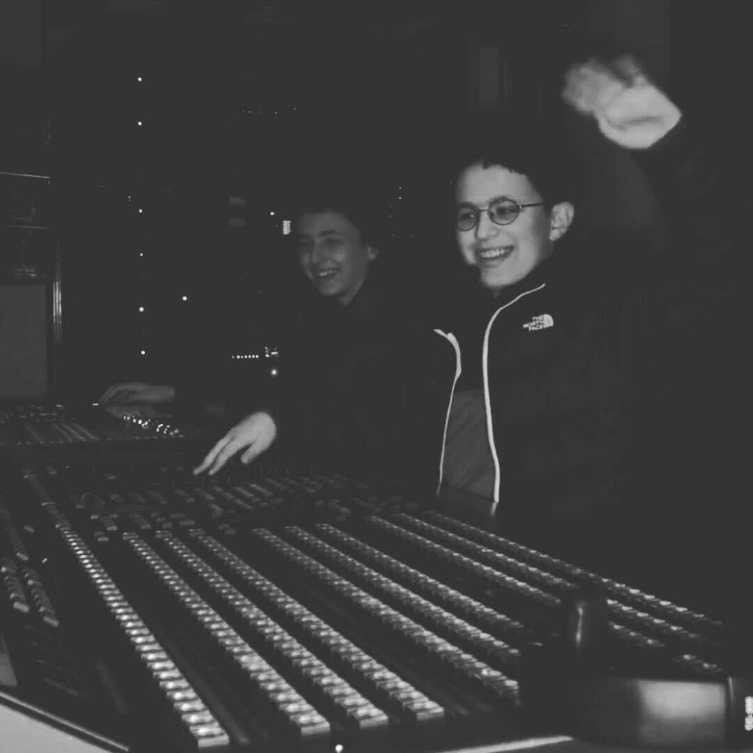 Max Fetter working in the field