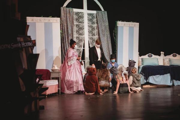 Peter Pan gallery image 8