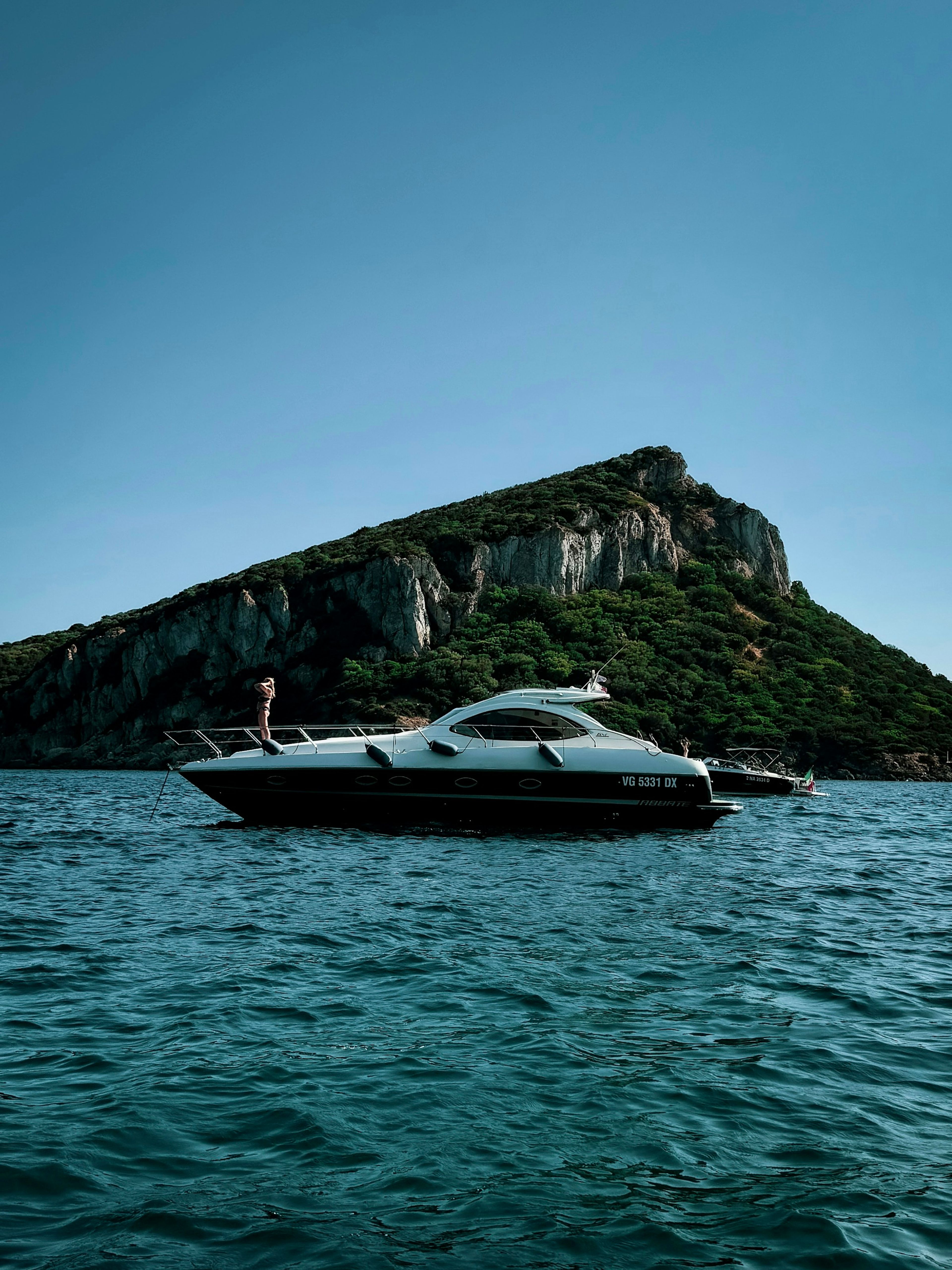 Ondine off a rocky island