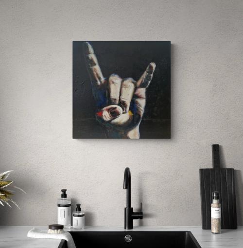 Right hand – 3