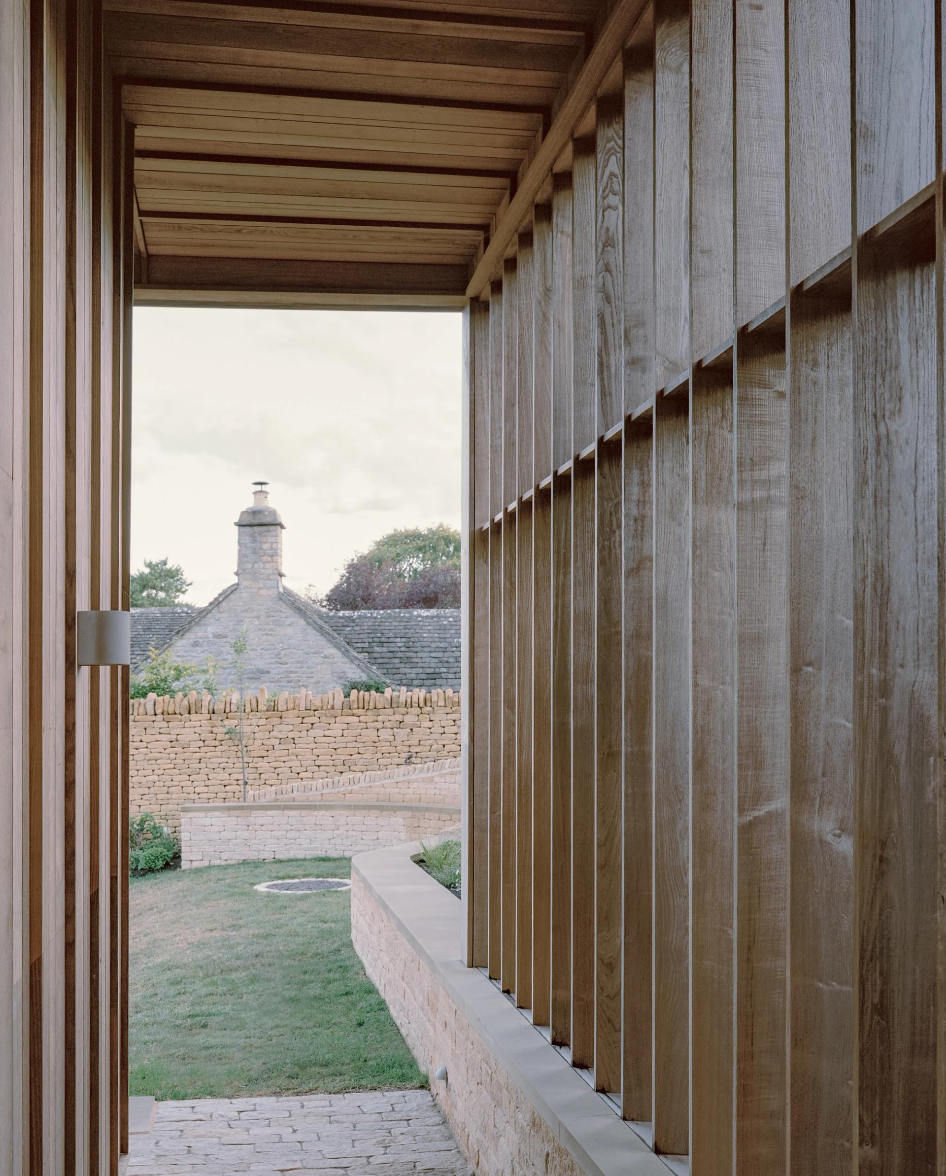 Oolite House by Studio Bark
