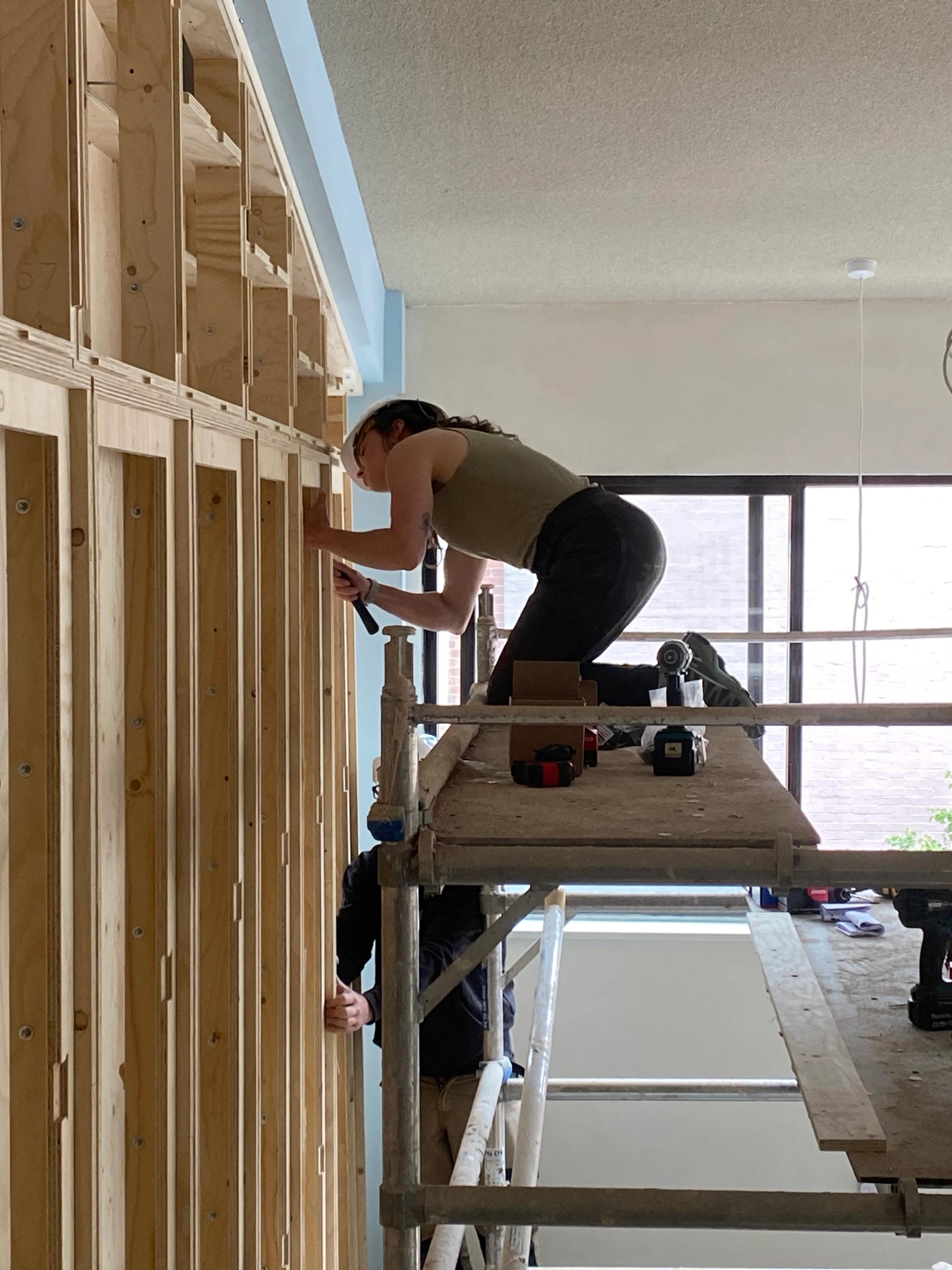 U-Build walls bolt together