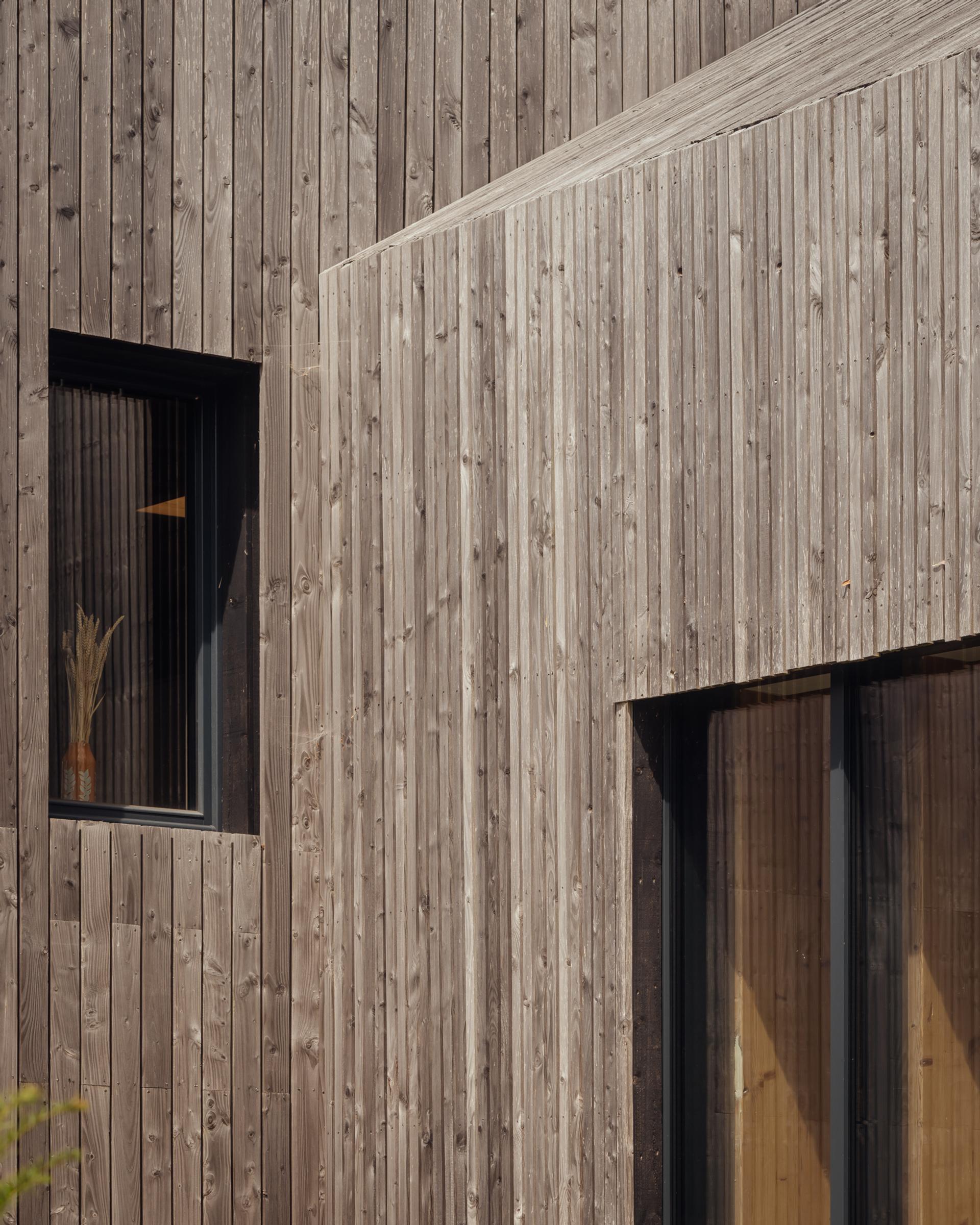 Orchard House - A modest timber paragraph 84 home by Studio Bark