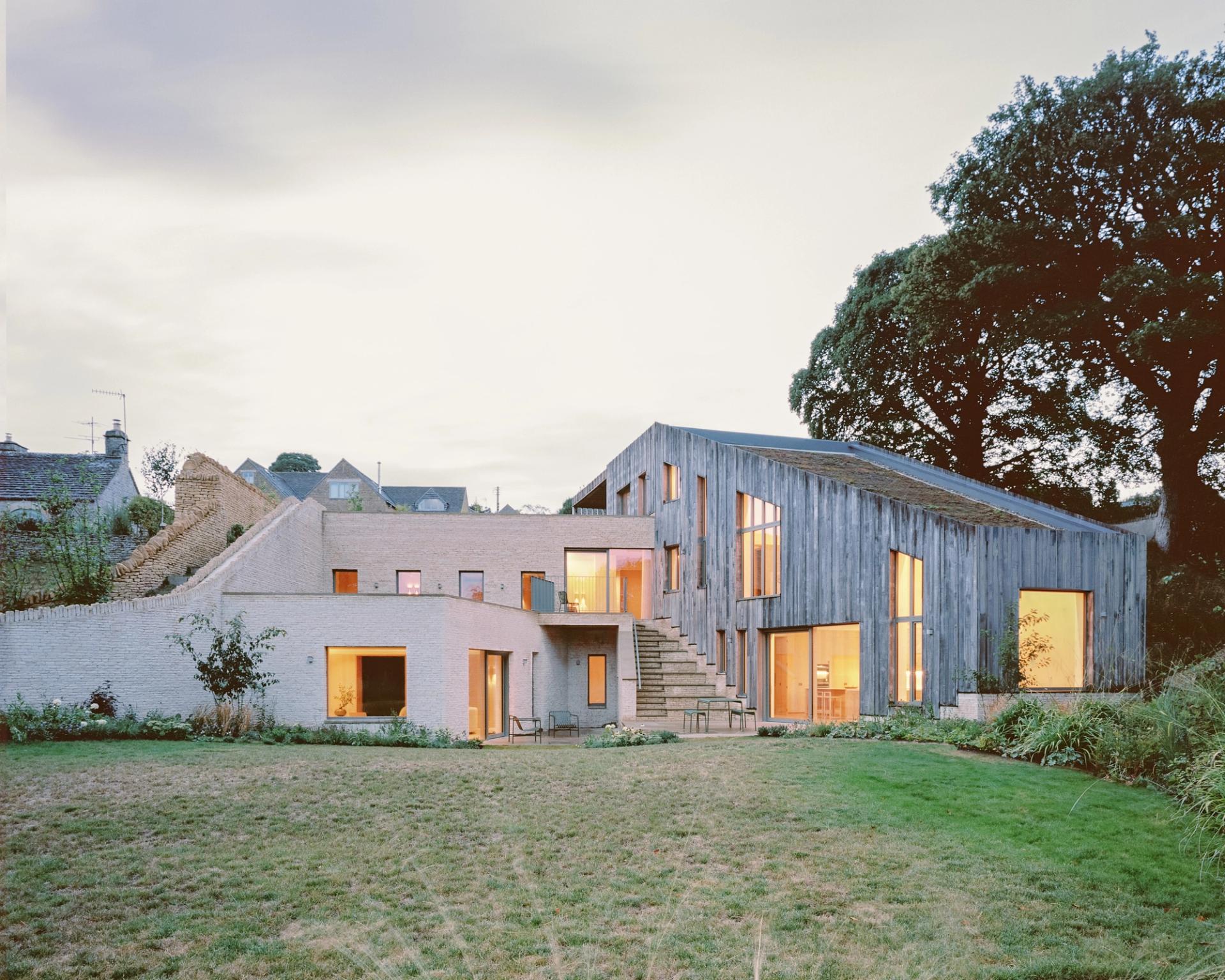 Cover Image for Oolite House
