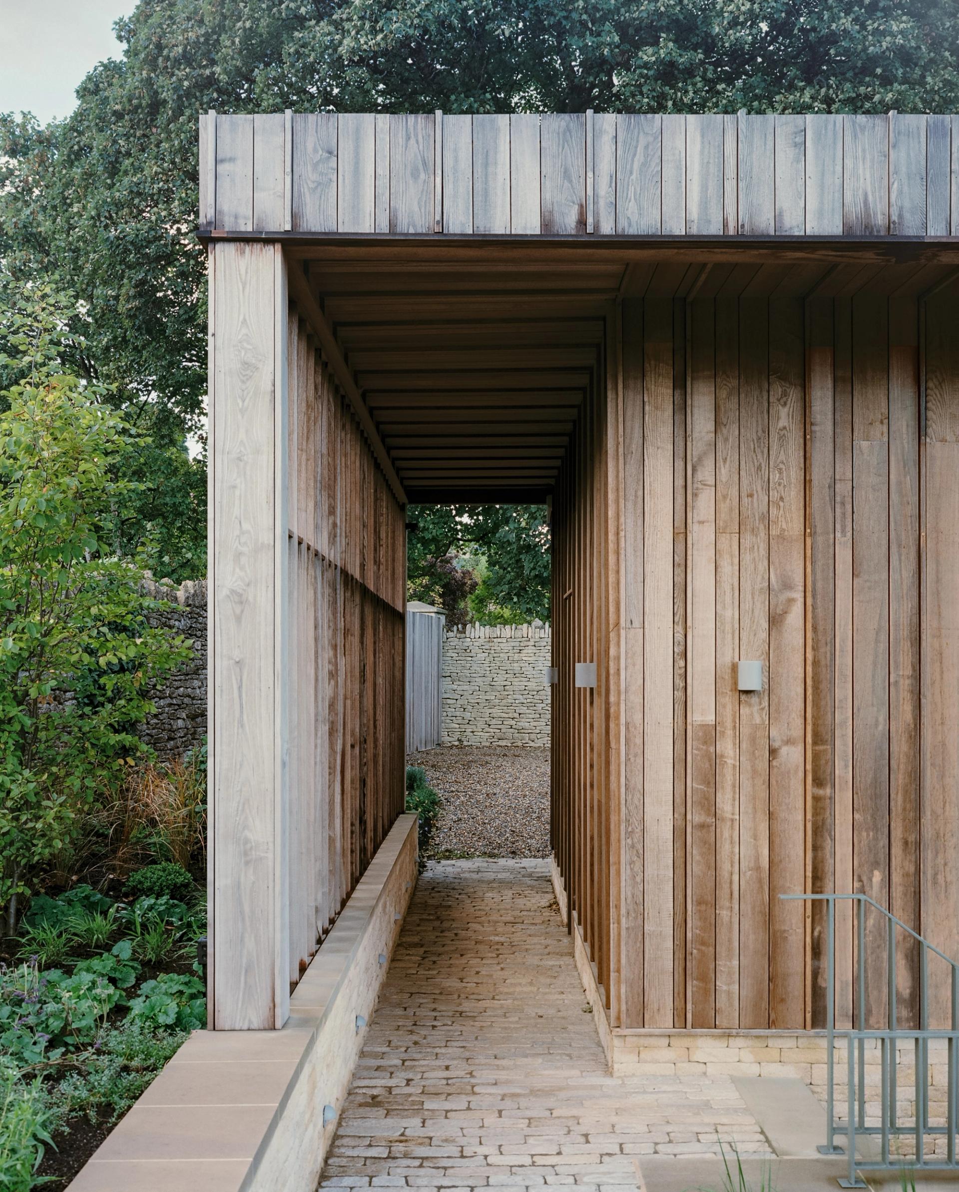 Oolite House by Studio Bark