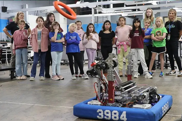 Towne Acres ‘Girls Who Code’ Club visits Science Hill STEM class to learn more about practical tech applications