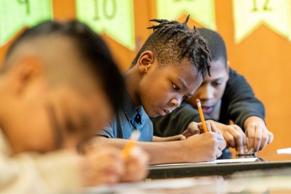 Parents and educators urge state commission to renew charter for LEAD Neely’s Bend Middle School