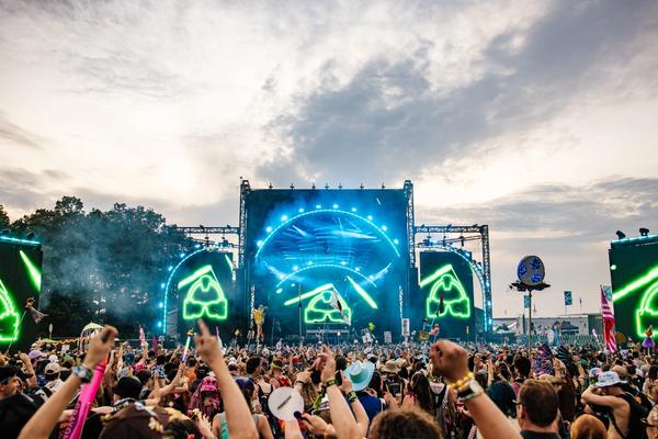 Bonnaroo Donates $100,000 to Student Mental Health Services Program 