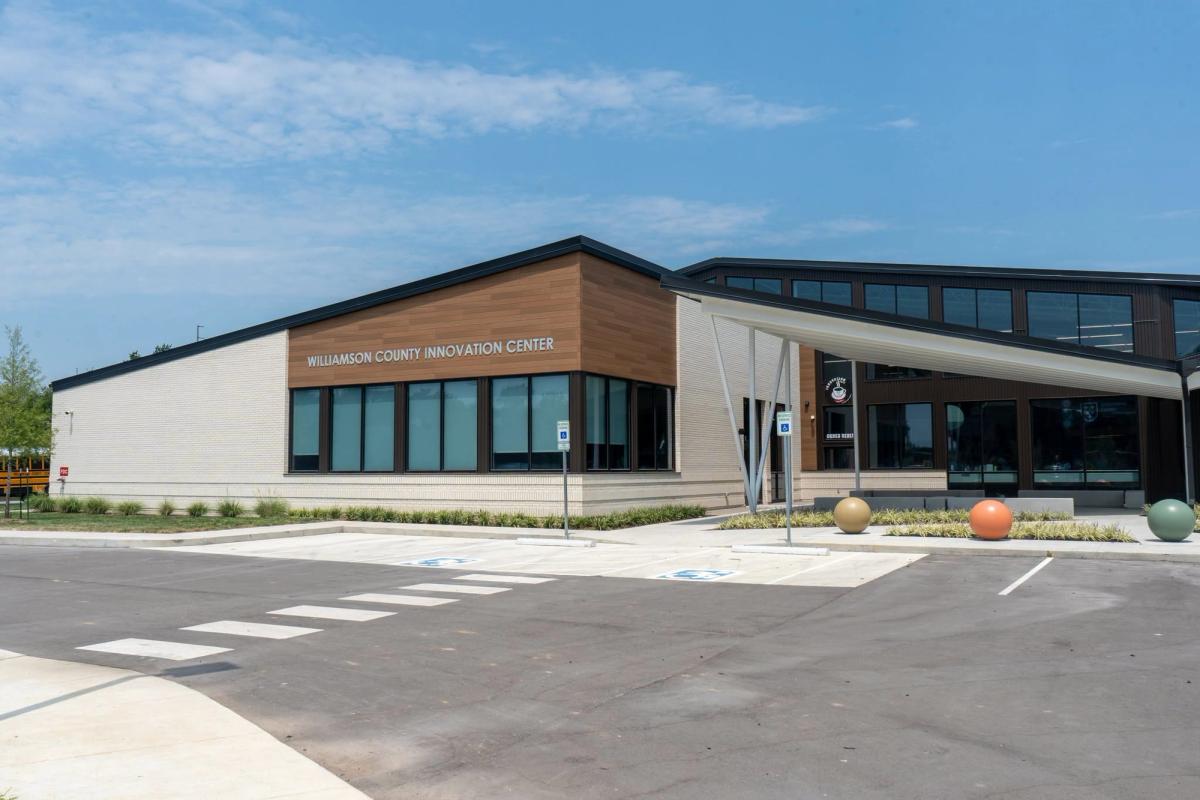 Williamson County Schools Entrepreneurship and Innovation Center Opens to Students