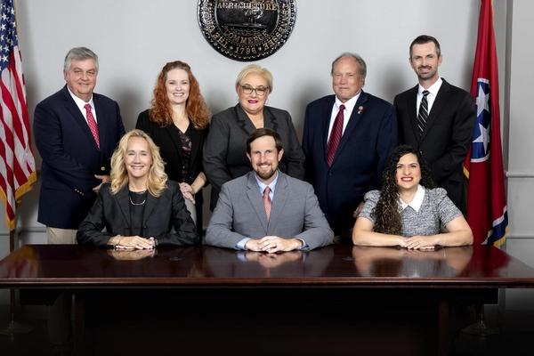 Tullahoma School Board Votes to Limit Classroom Flags After Heated Debate Over LGBTQ+ Symbols