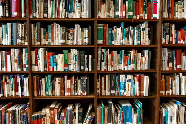 Williamson County School Board to vote on further library restrictions, changes about who can make book complaints
