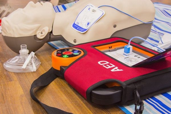 Senate committee advances bill to help students who suffer a cardiac arrest